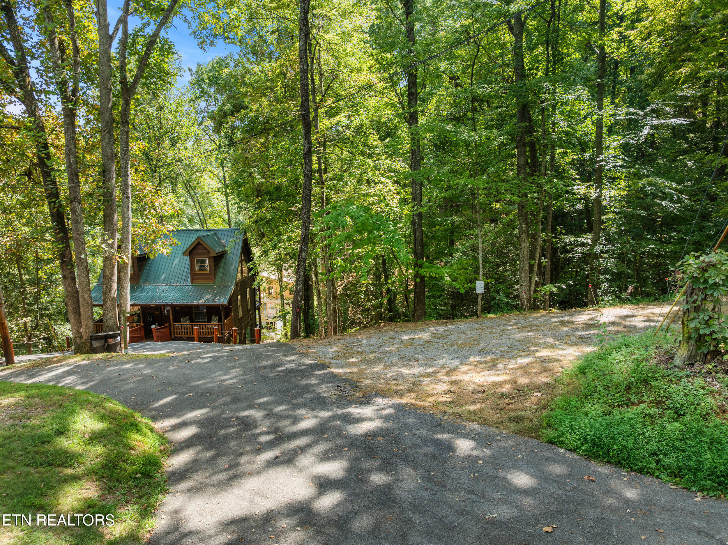 2404 Balsam Circle Sevierville TN 37876