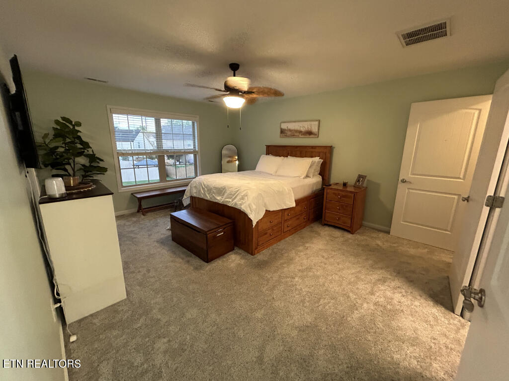 1212 Dark Creek Lane Knoxville TN 37932