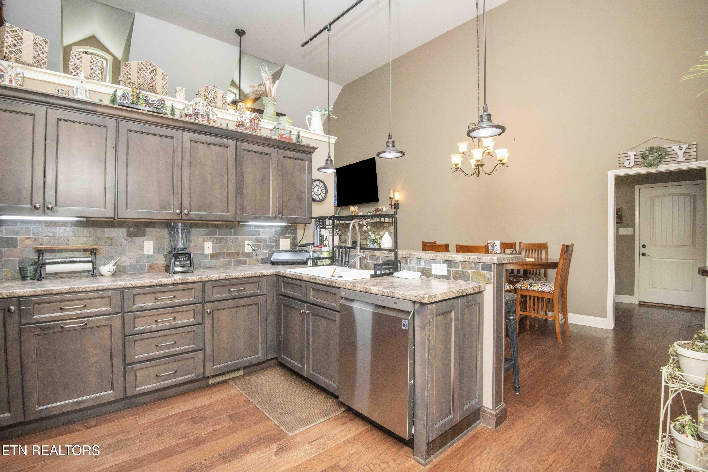 9915 Smoky Row Road Strawberry Plains TN 37871
