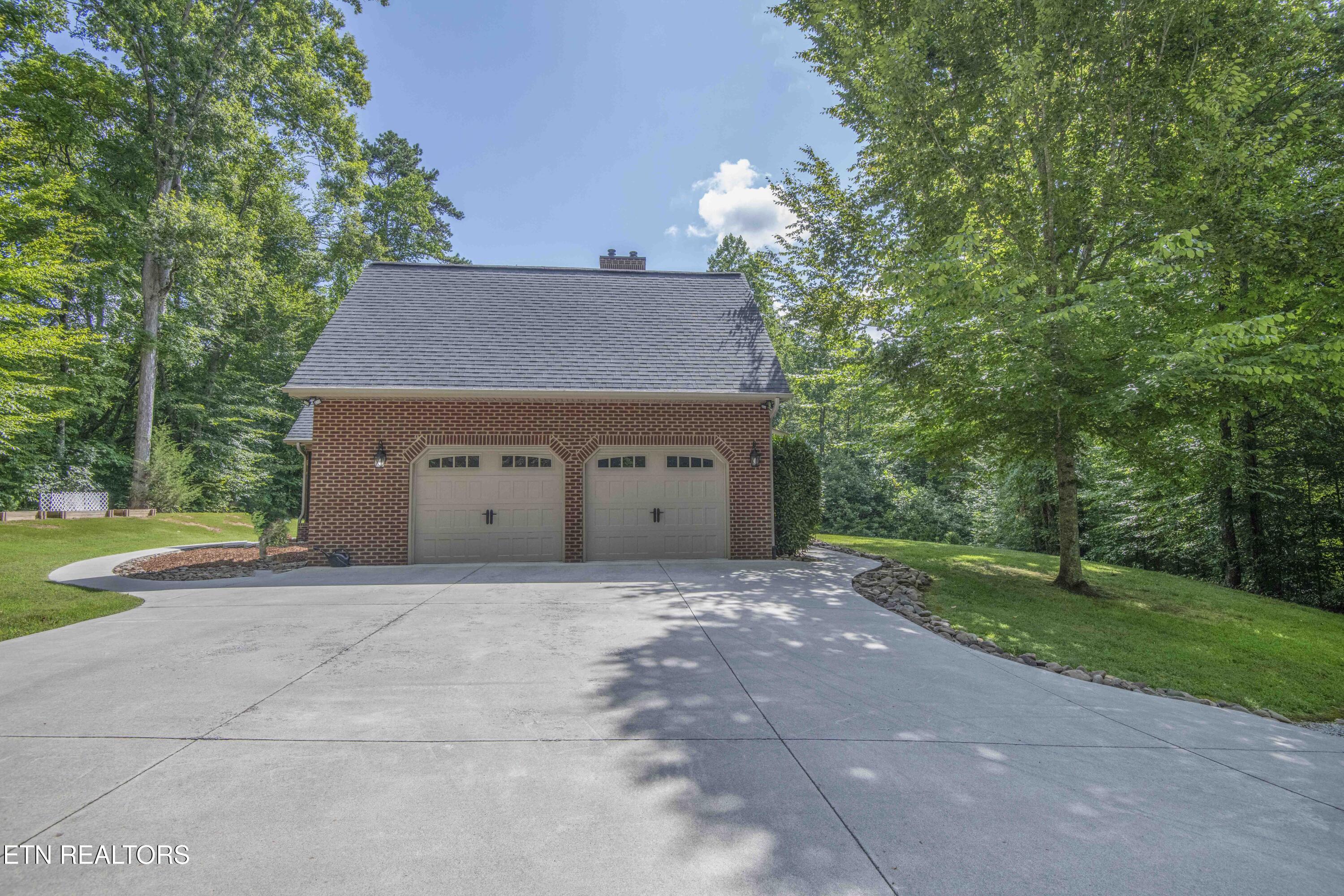 9915 Smoky Row Road Strawberry Plains TN 37871