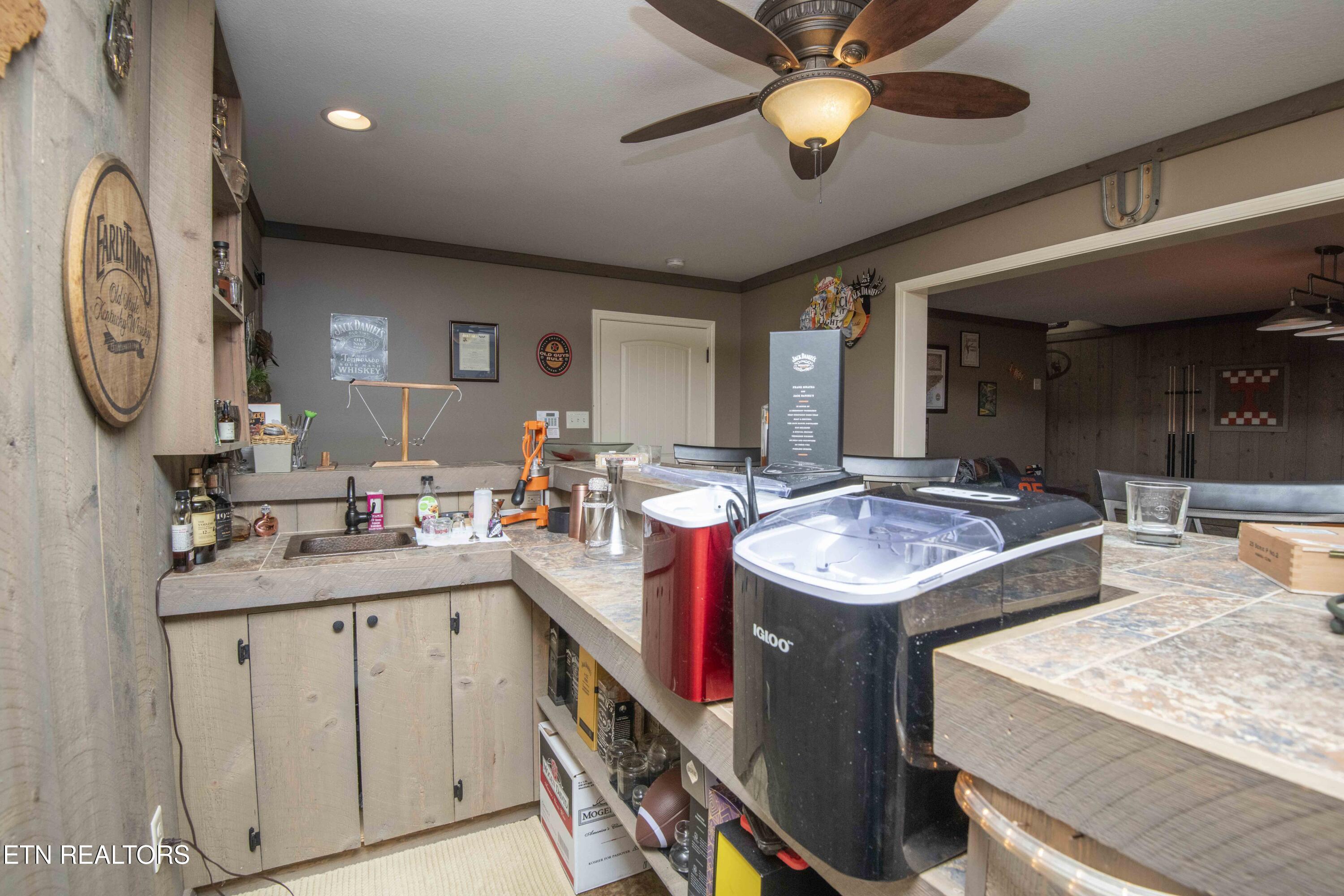 9915 Smoky Row Road Strawberry Plains TN 37871
