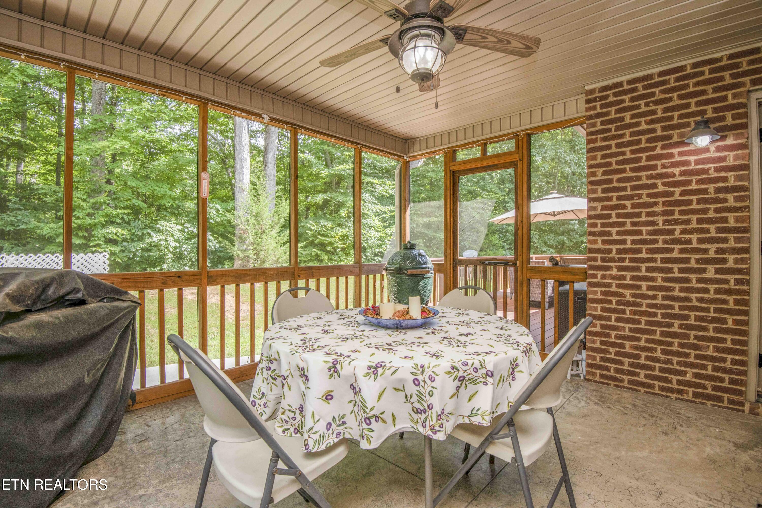 9915 Smoky Row Road Strawberry Plains TN 37871