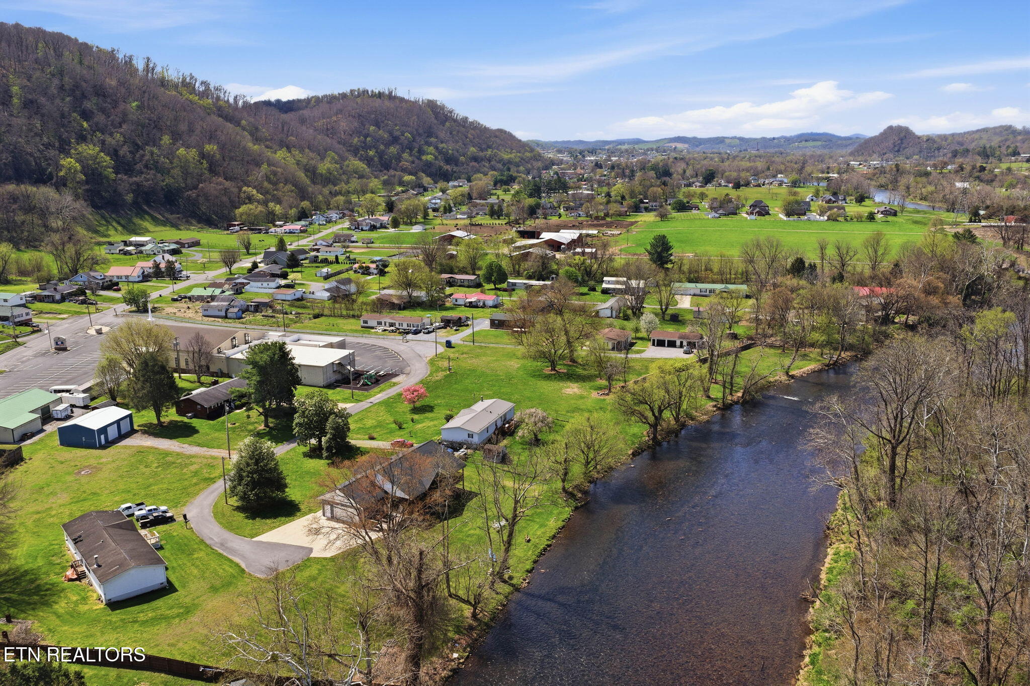 135 Brandywine Place Elizabethton TN 37643