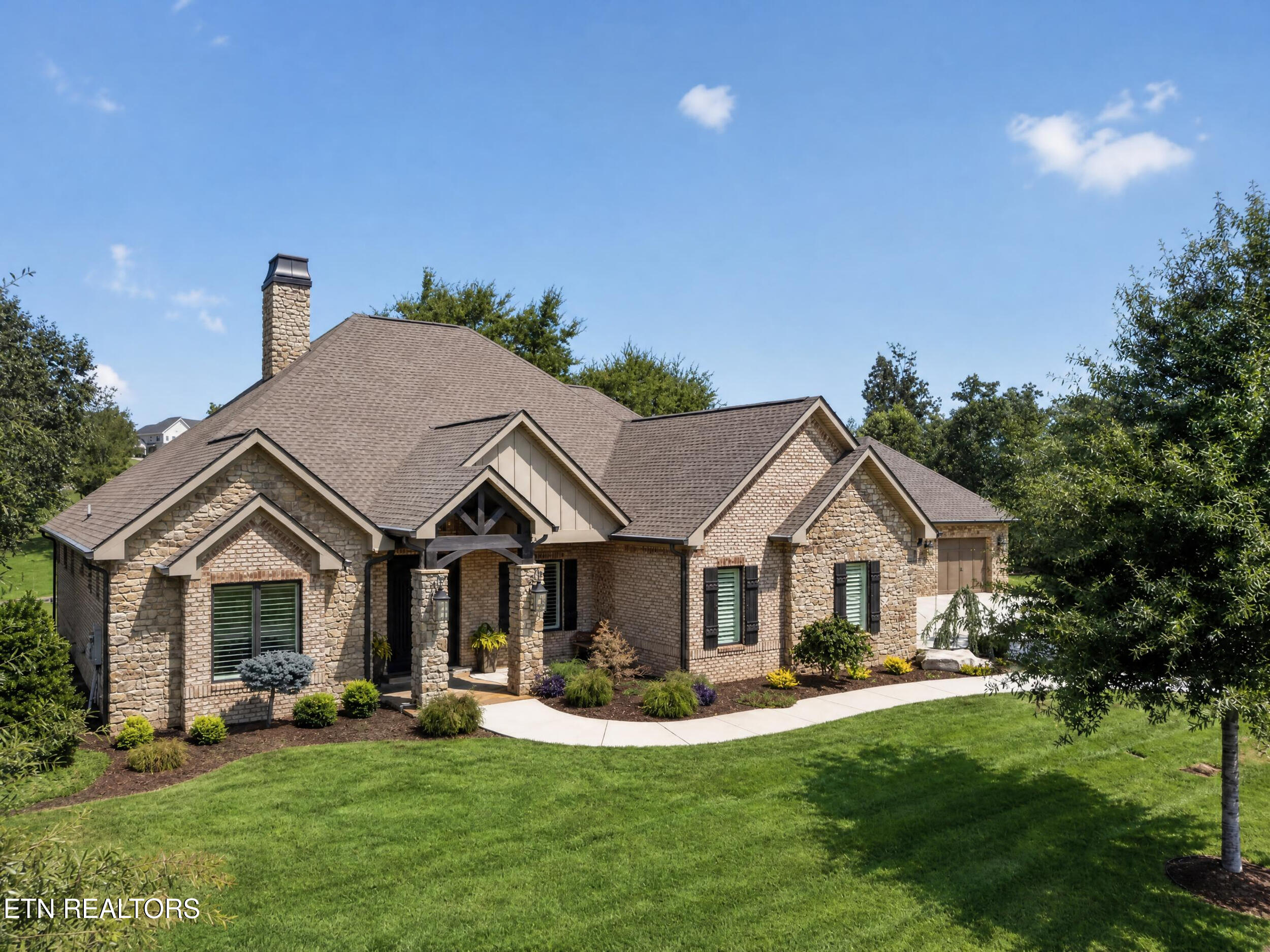 650 Buckhorn Way Loudon TN 37774
