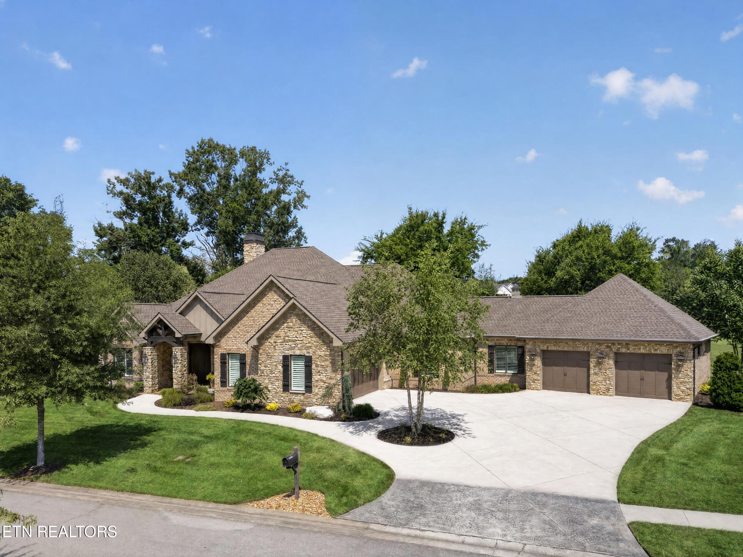 650 Buckhorn Way Loudon TN 37774