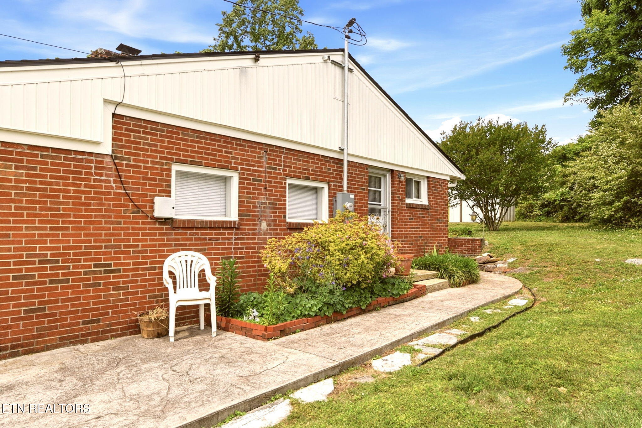 311 Woodhaven Lane Clinton TN 37716