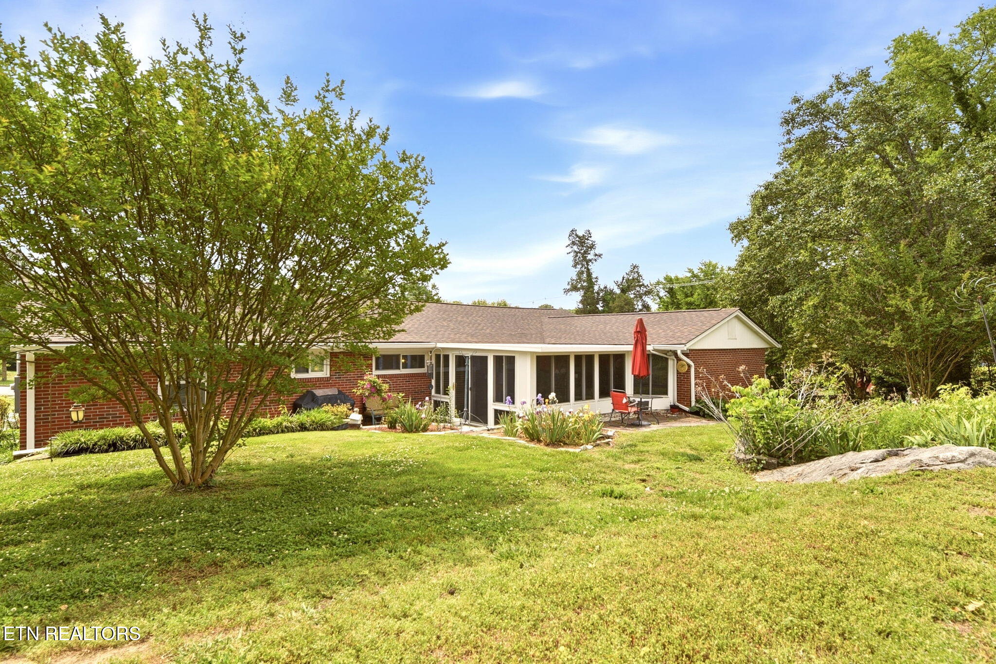 311 Woodhaven Lane Clinton TN 37716