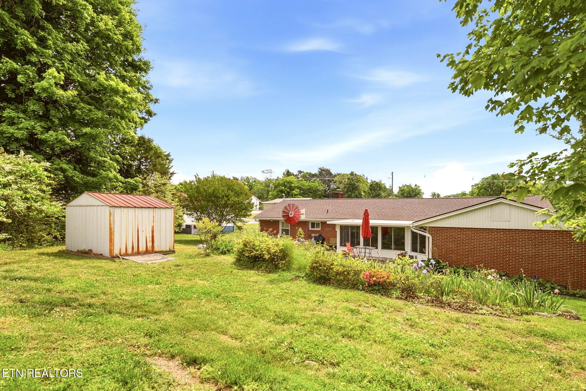311 Woodhaven Lane Clinton TN 37716