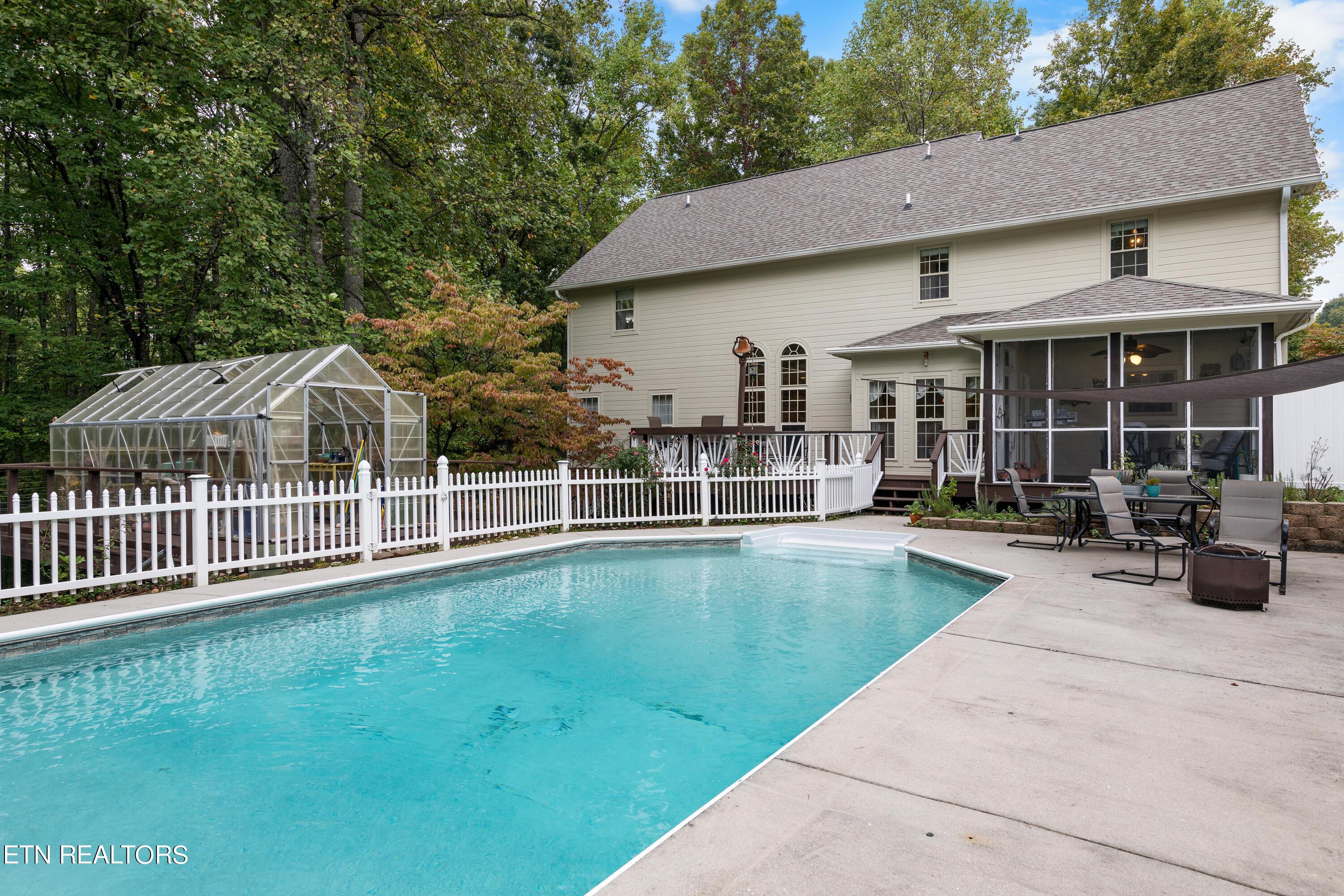 1515 Hall Acres Drive Knoxville TN 37918