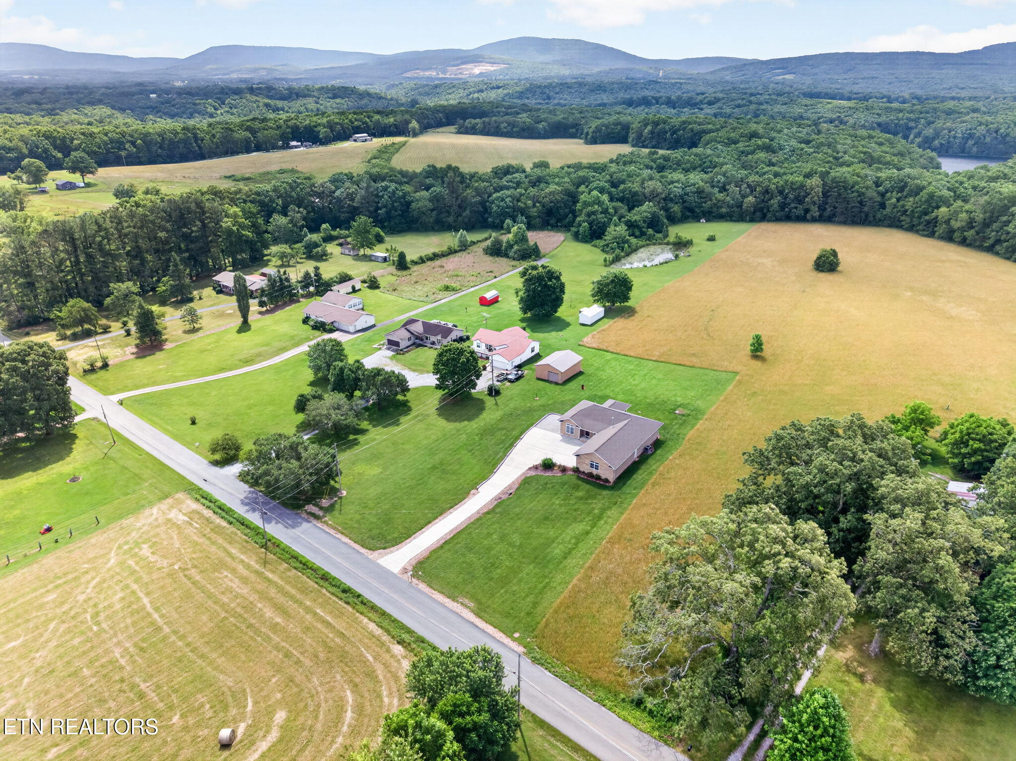 1432 Sawmill Road Crossville TN 38555