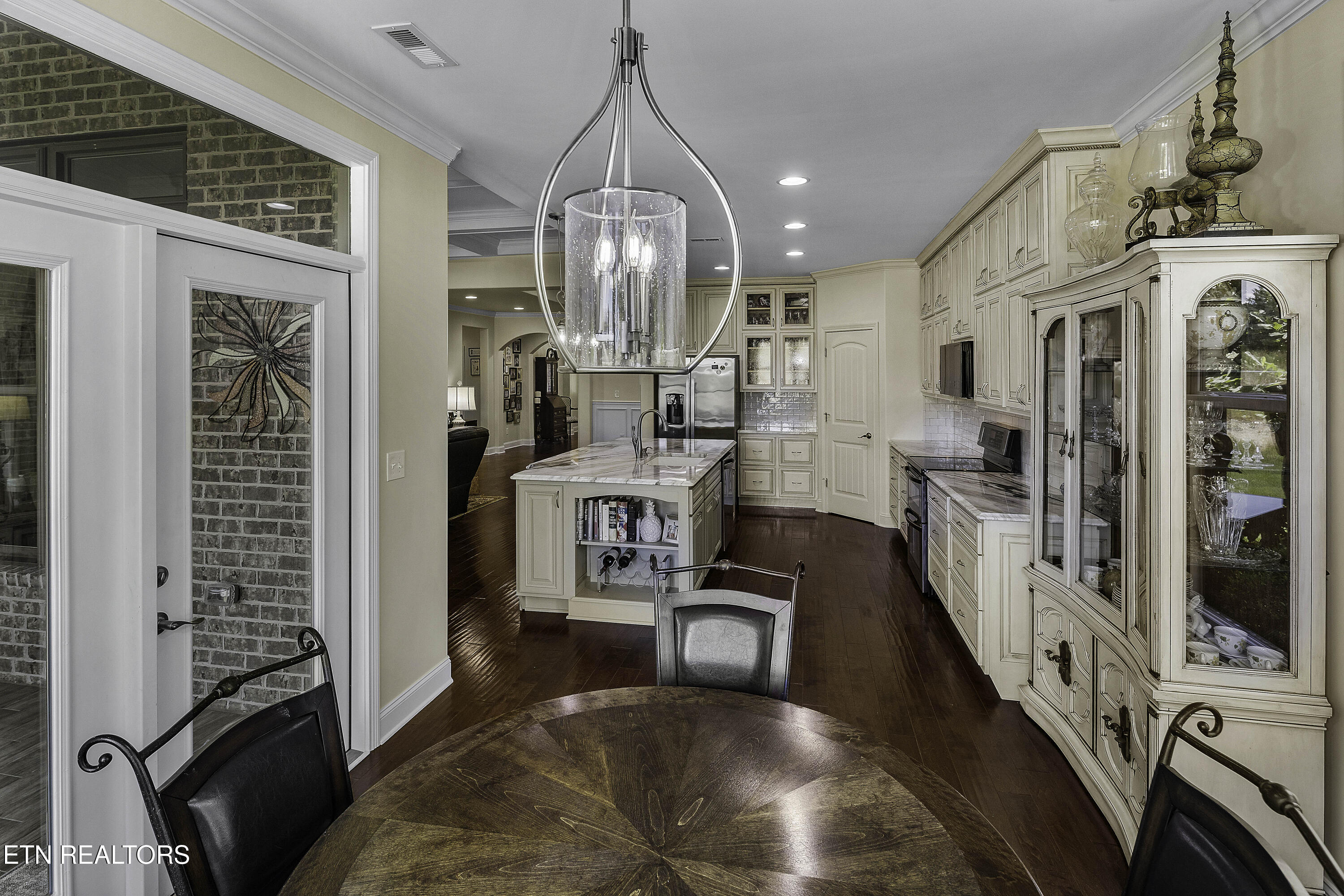 1099 Buckhorn Way Loudon TN 37774