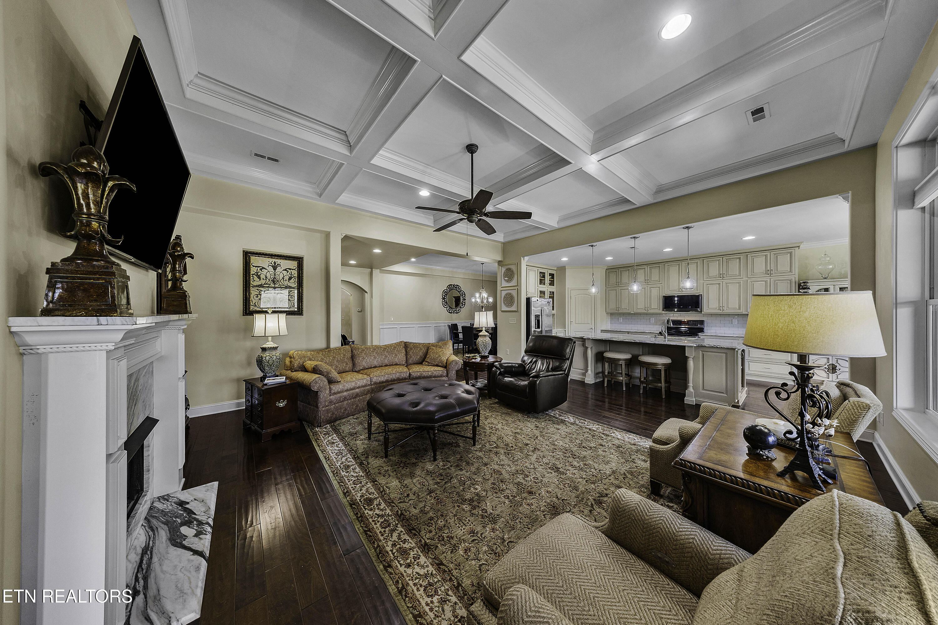 1099 Buckhorn Way Loudon TN 37774