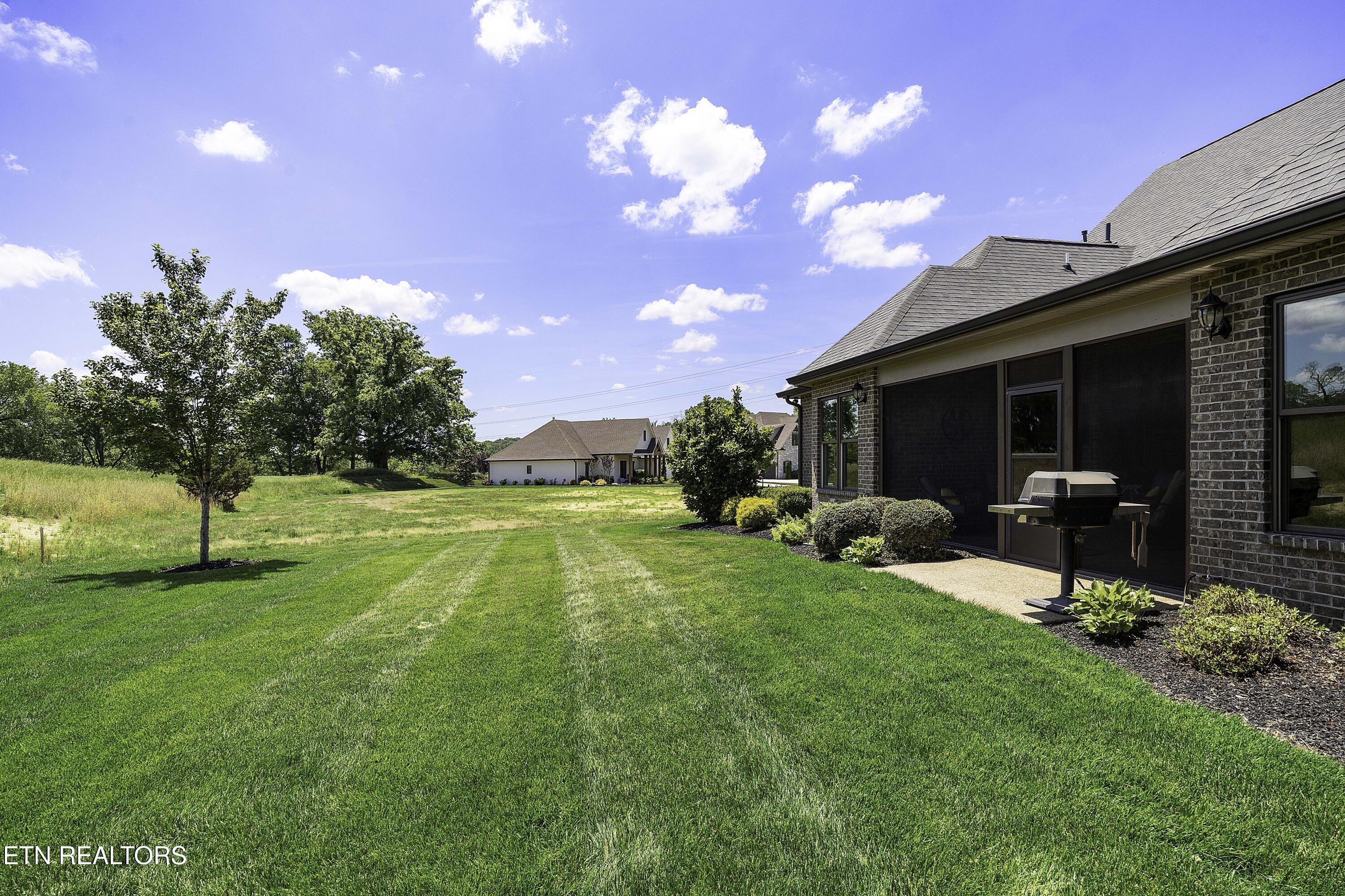 1099 Buckhorn Way Loudon TN 37774