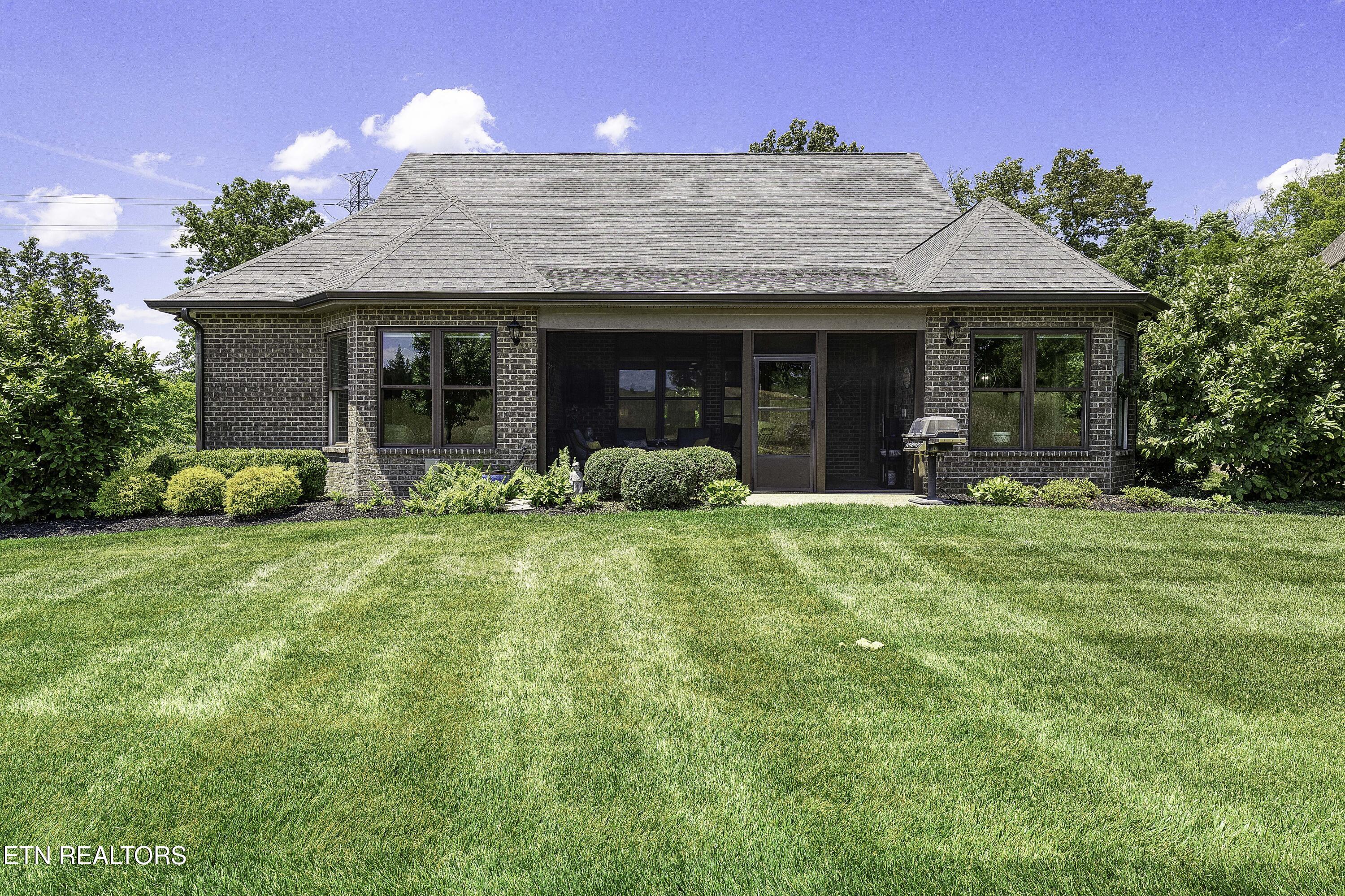 1099 Buckhorn Way Loudon TN 37774