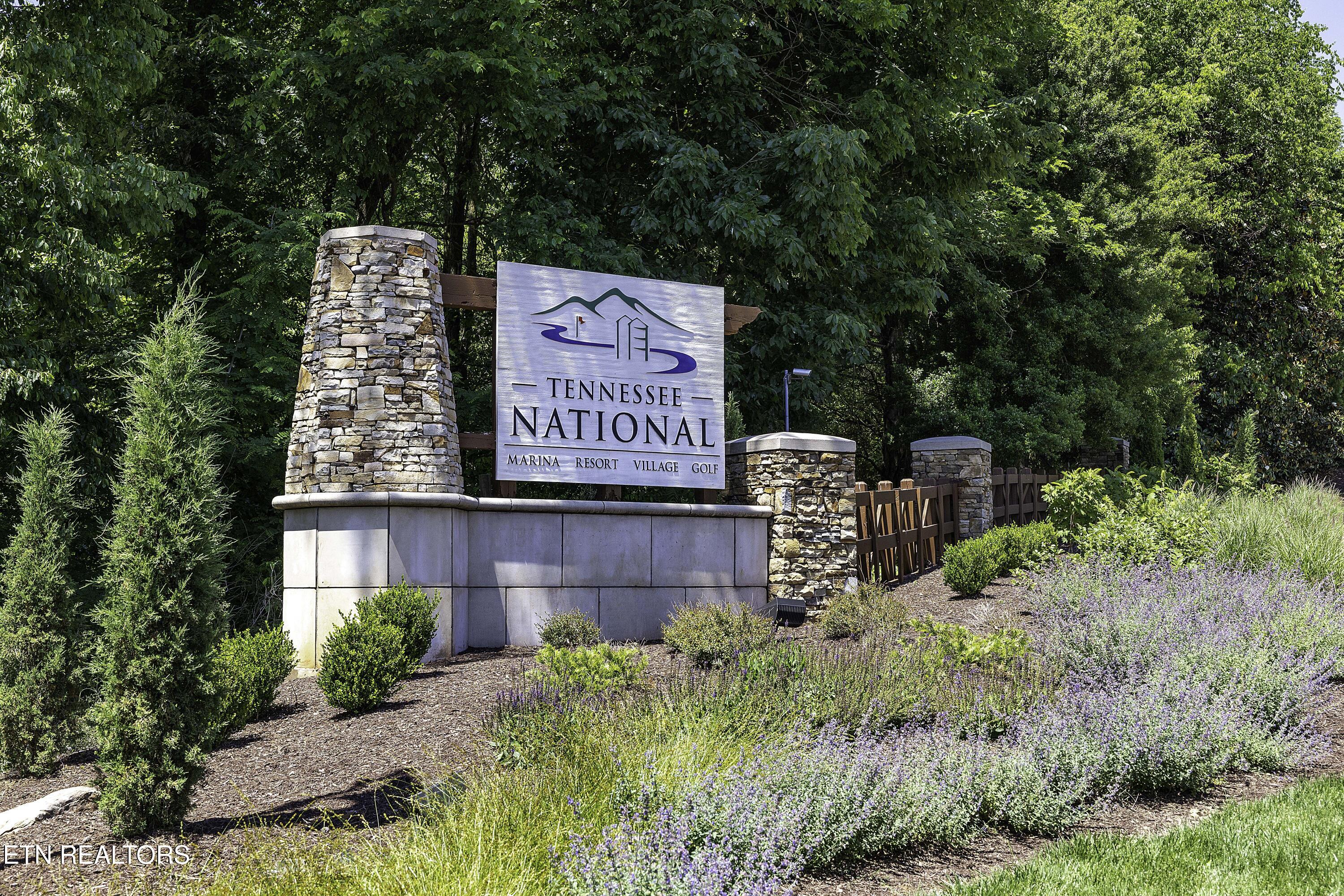1099 Buckhorn Way Loudon TN 37774