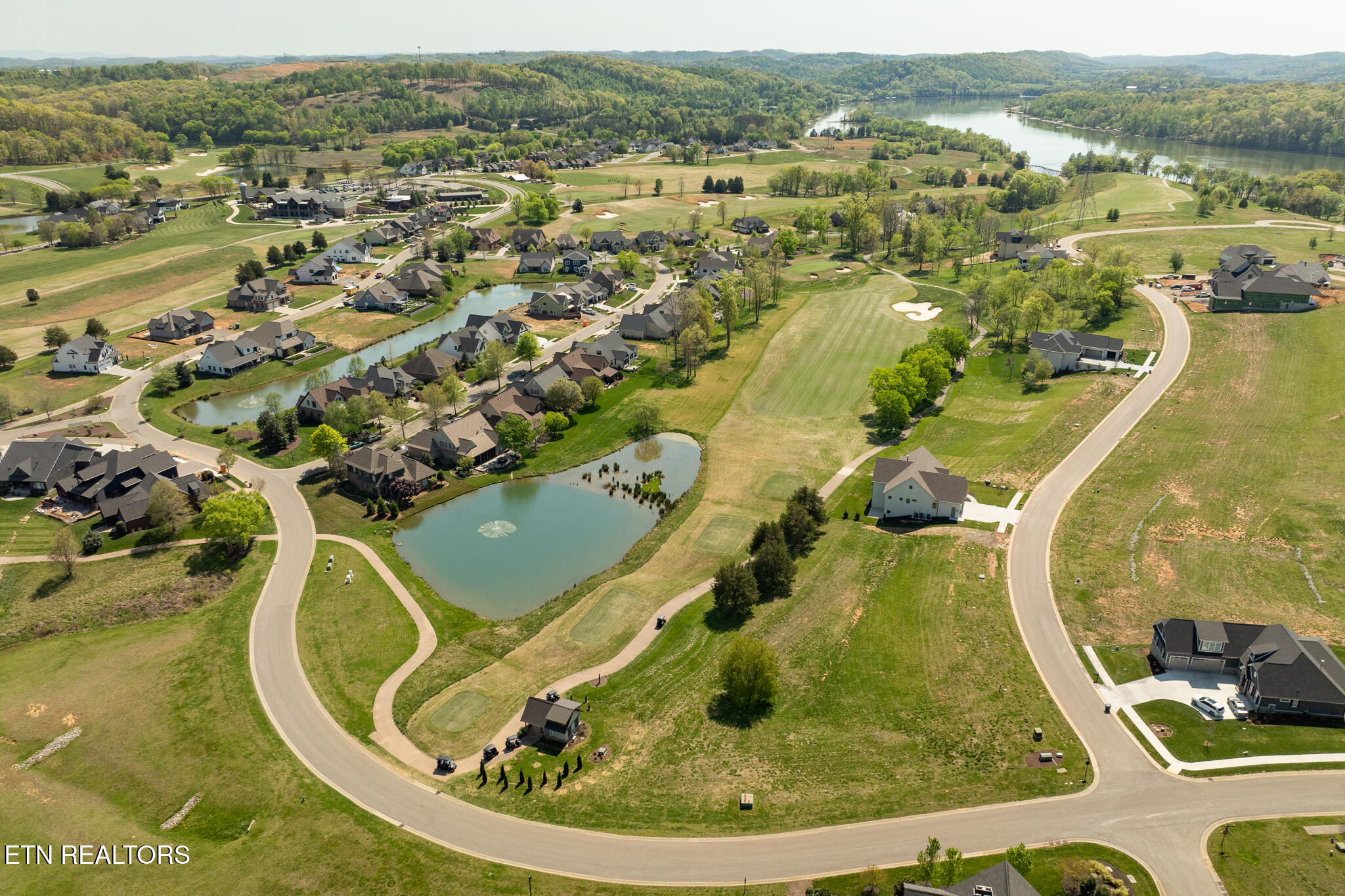 1099 Buckhorn Way Loudon TN 37774