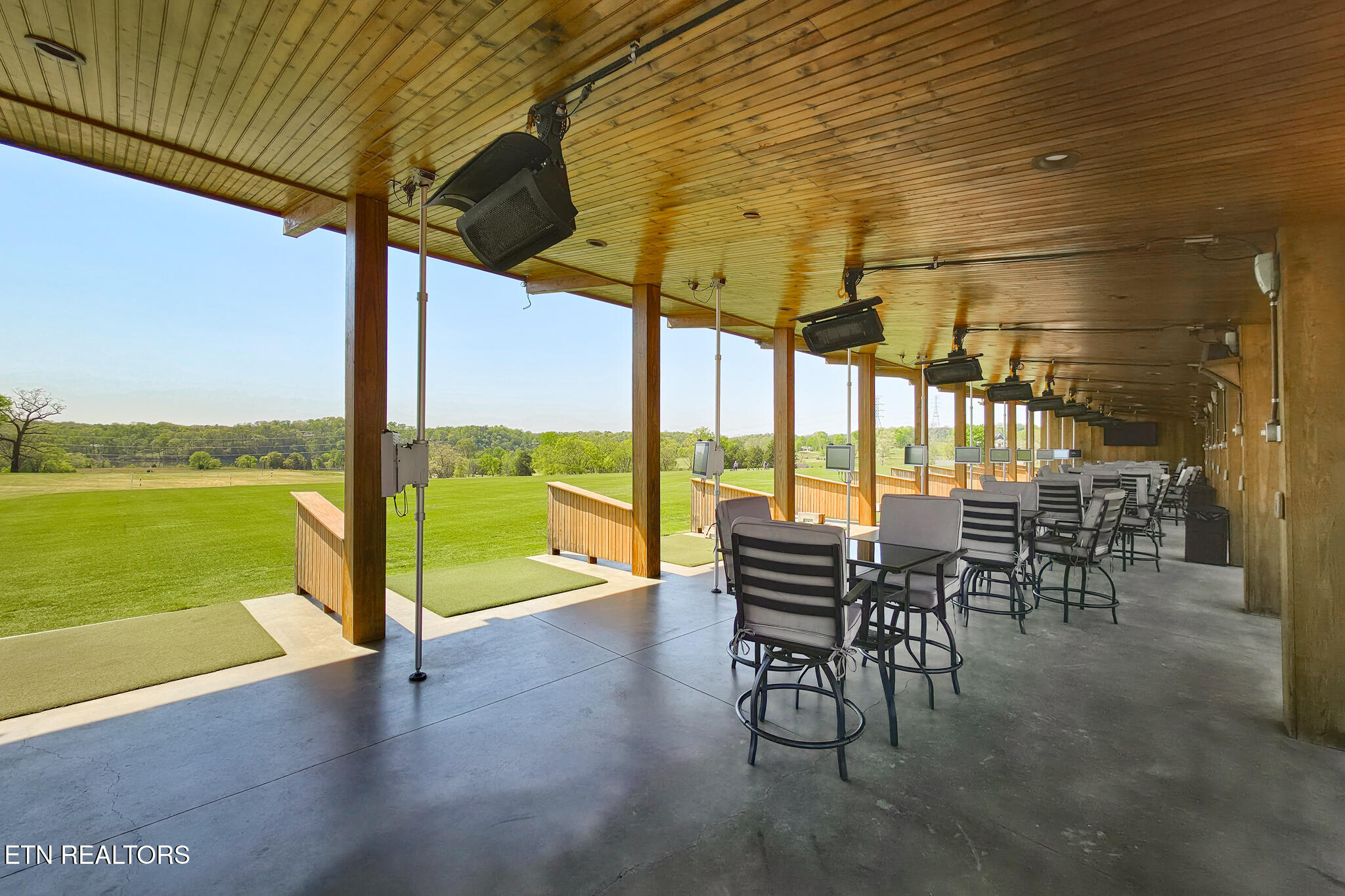1099 Buckhorn Way Loudon TN 37774