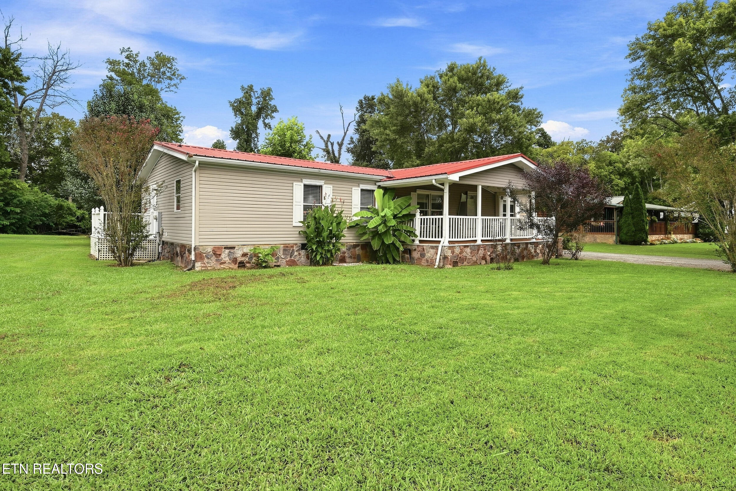 2025 River Meadows Drive Sevierville TN 37876