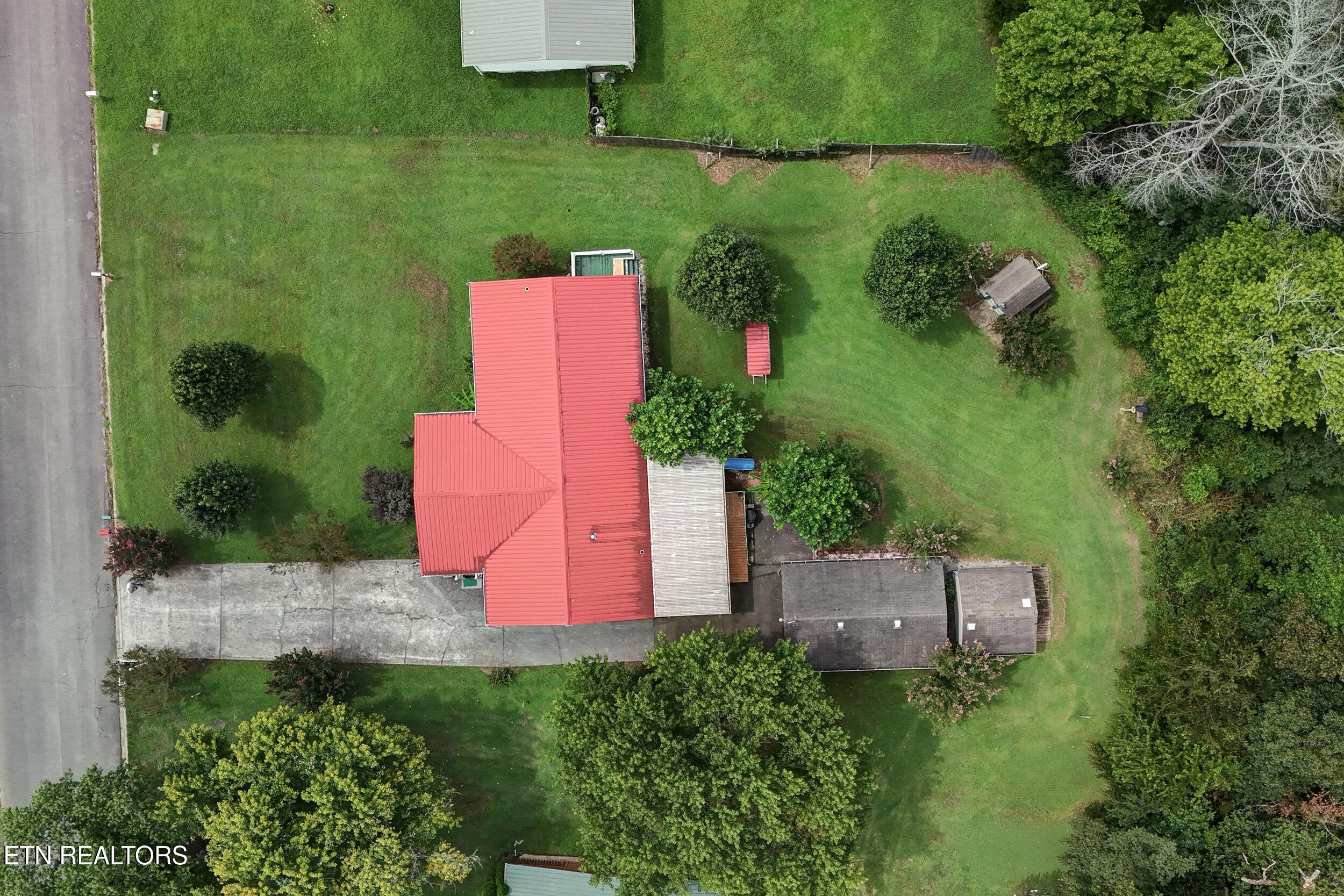2025 River Meadows Drive Sevierville TN 37876