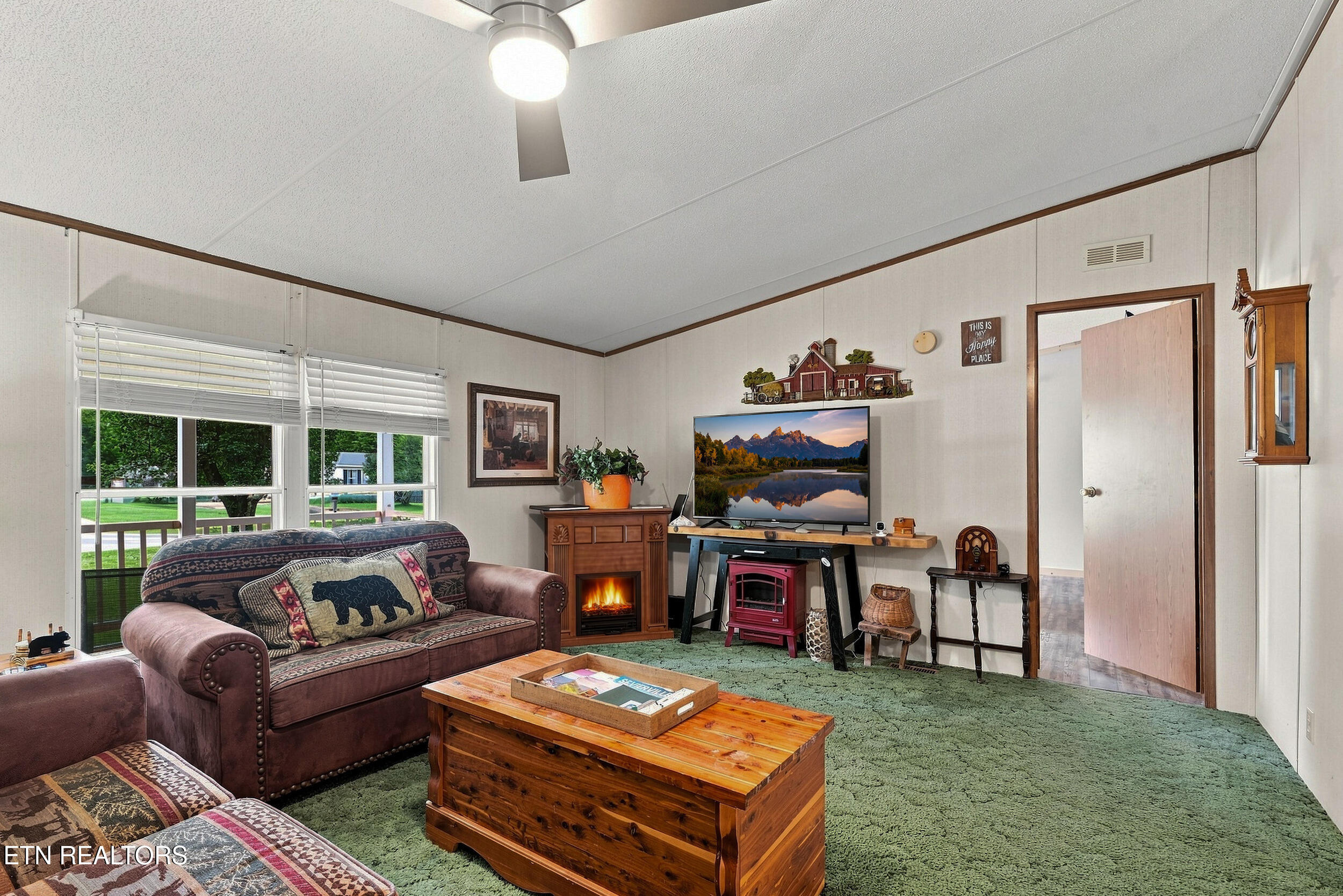 2025 River Meadows Drive Sevierville TN 37876
