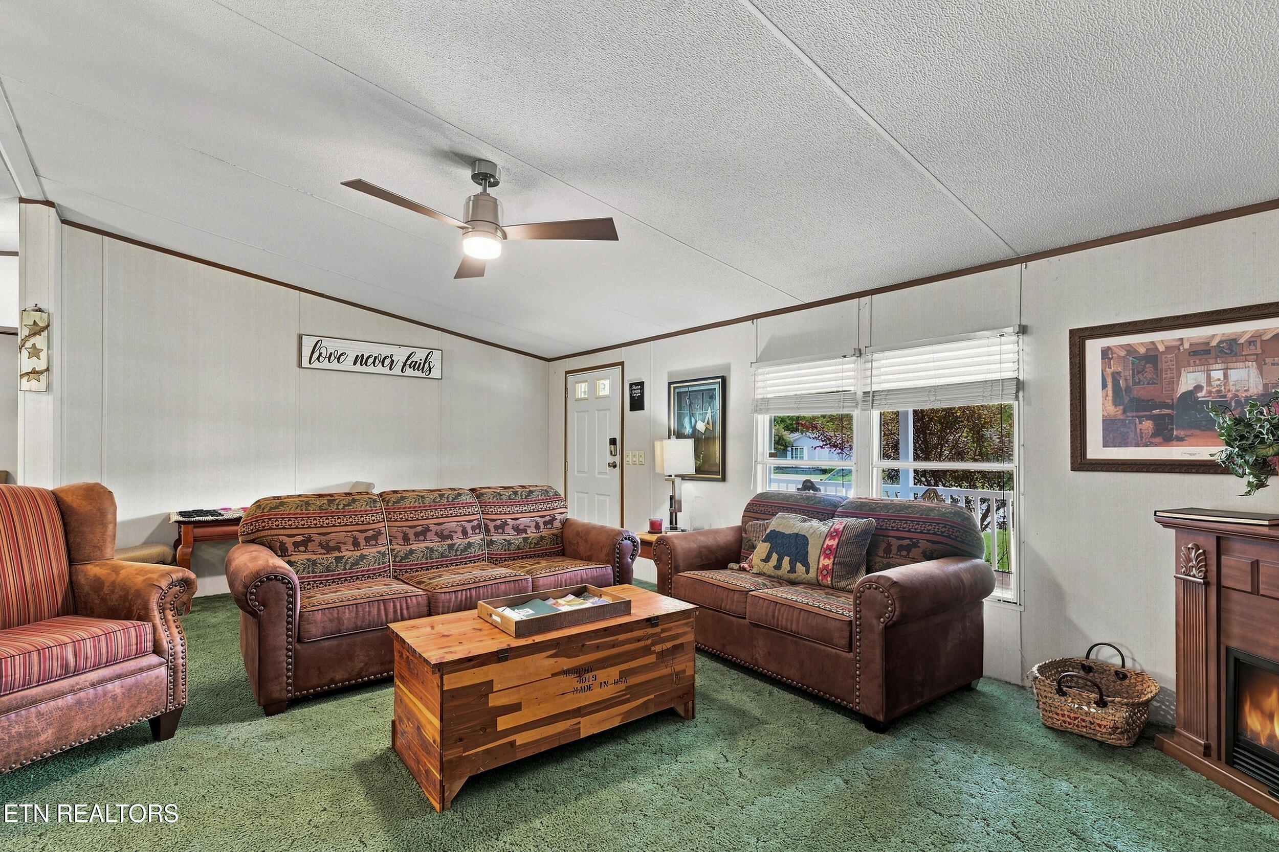 2025 River Meadows Drive Sevierville TN 37876