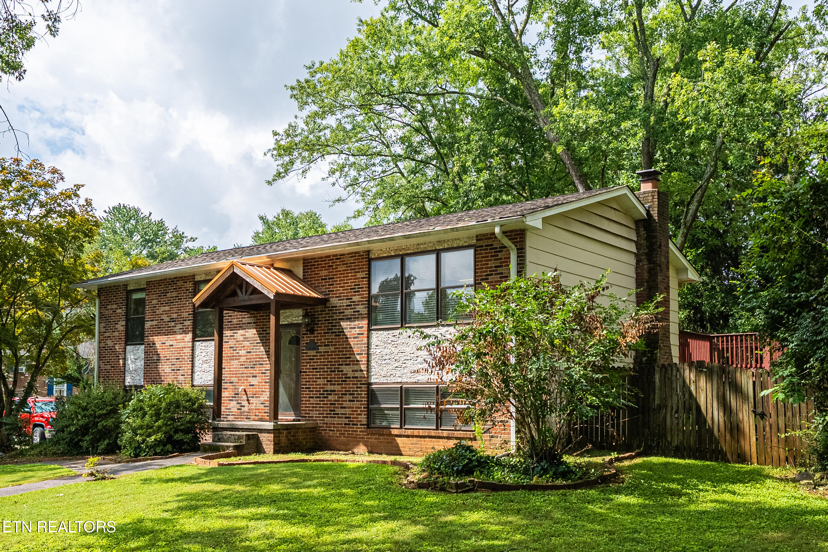 1217 April Drive Knoxville TN 37919