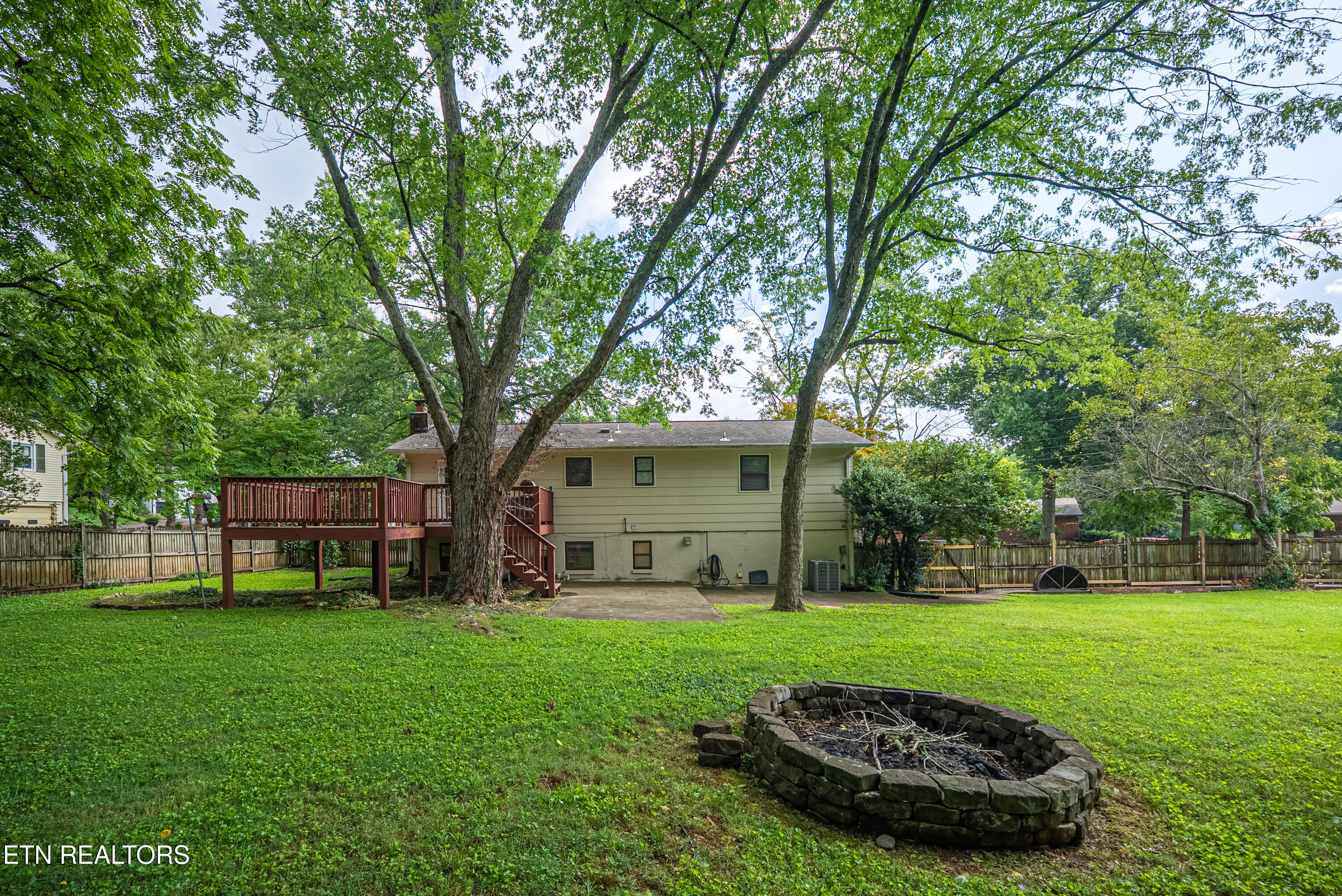 1217 April Drive Knoxville TN 37919