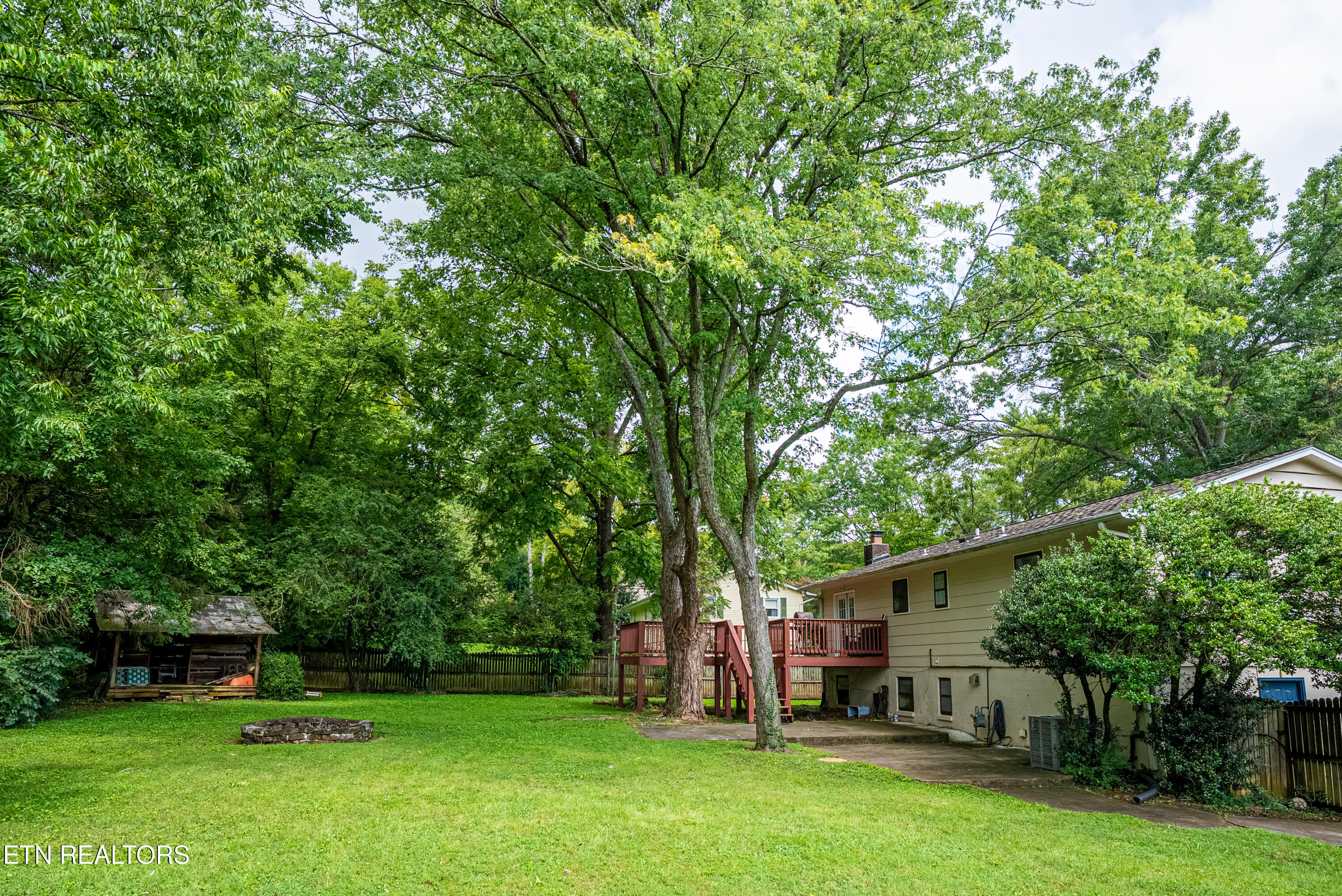 1217 April Drive Knoxville TN 37919