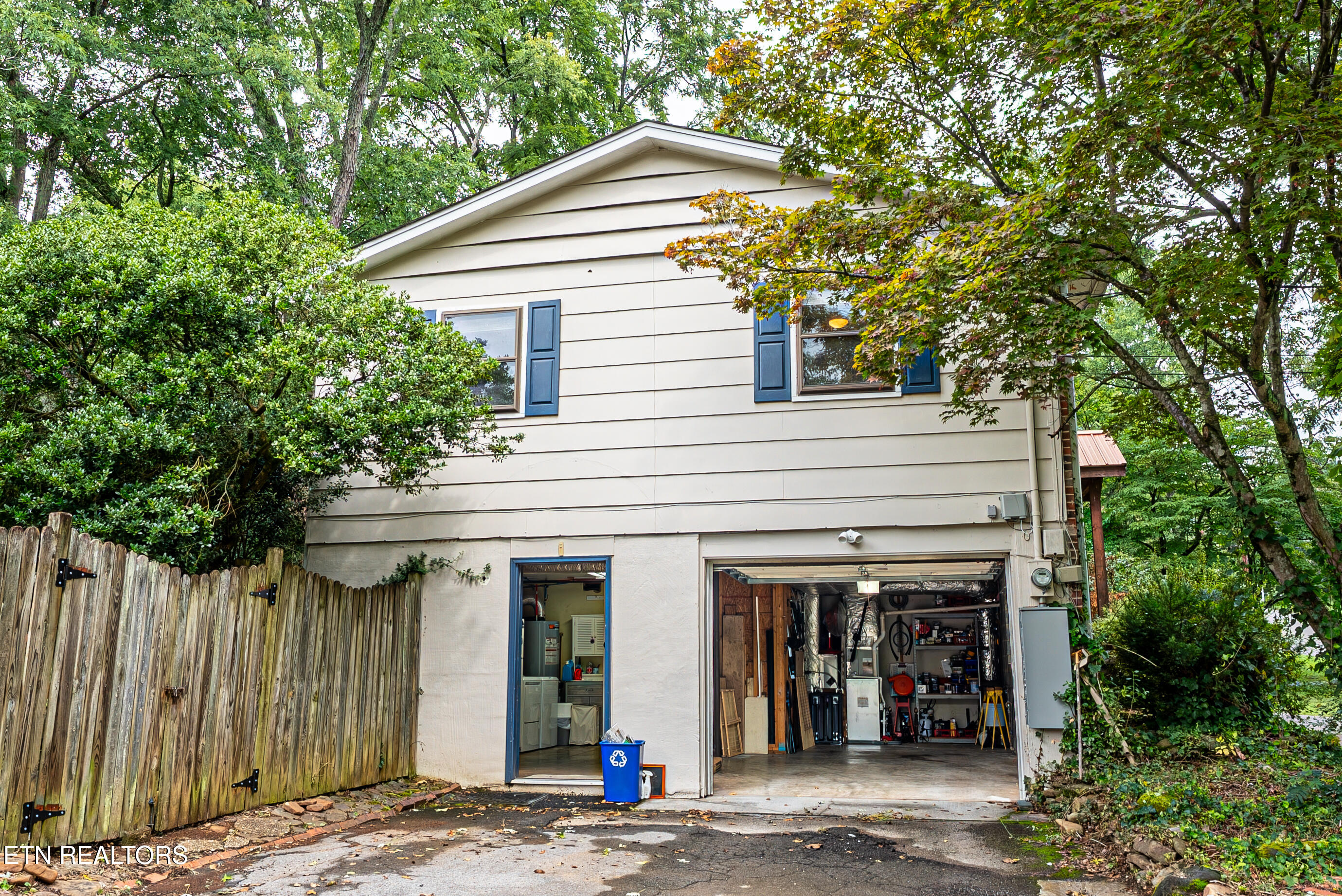 1217 April Drive Knoxville TN 37919