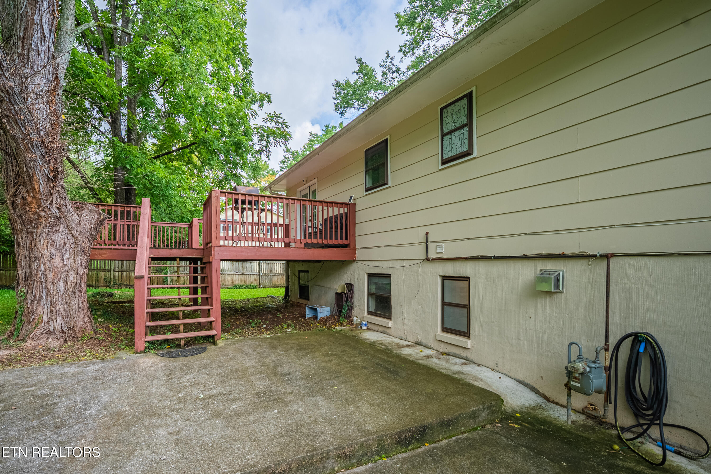 1217 April Drive Knoxville TN 37919