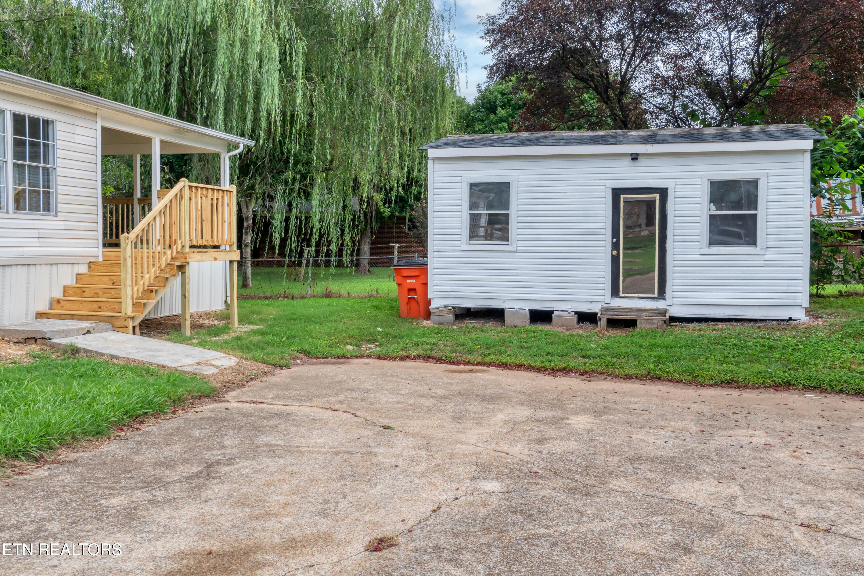 127 County Road 77 Riceville TN 37370