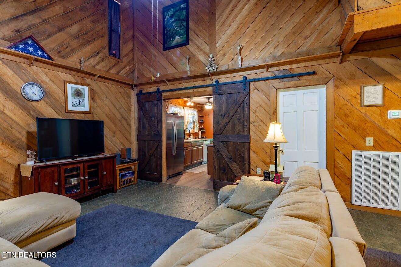 237 Chestnut Ridge Road Spring City TN 37381