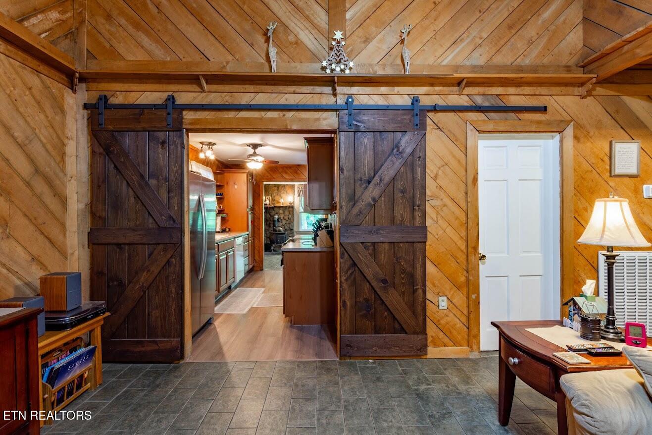 237 Chestnut Ridge Road Spring City TN 37381