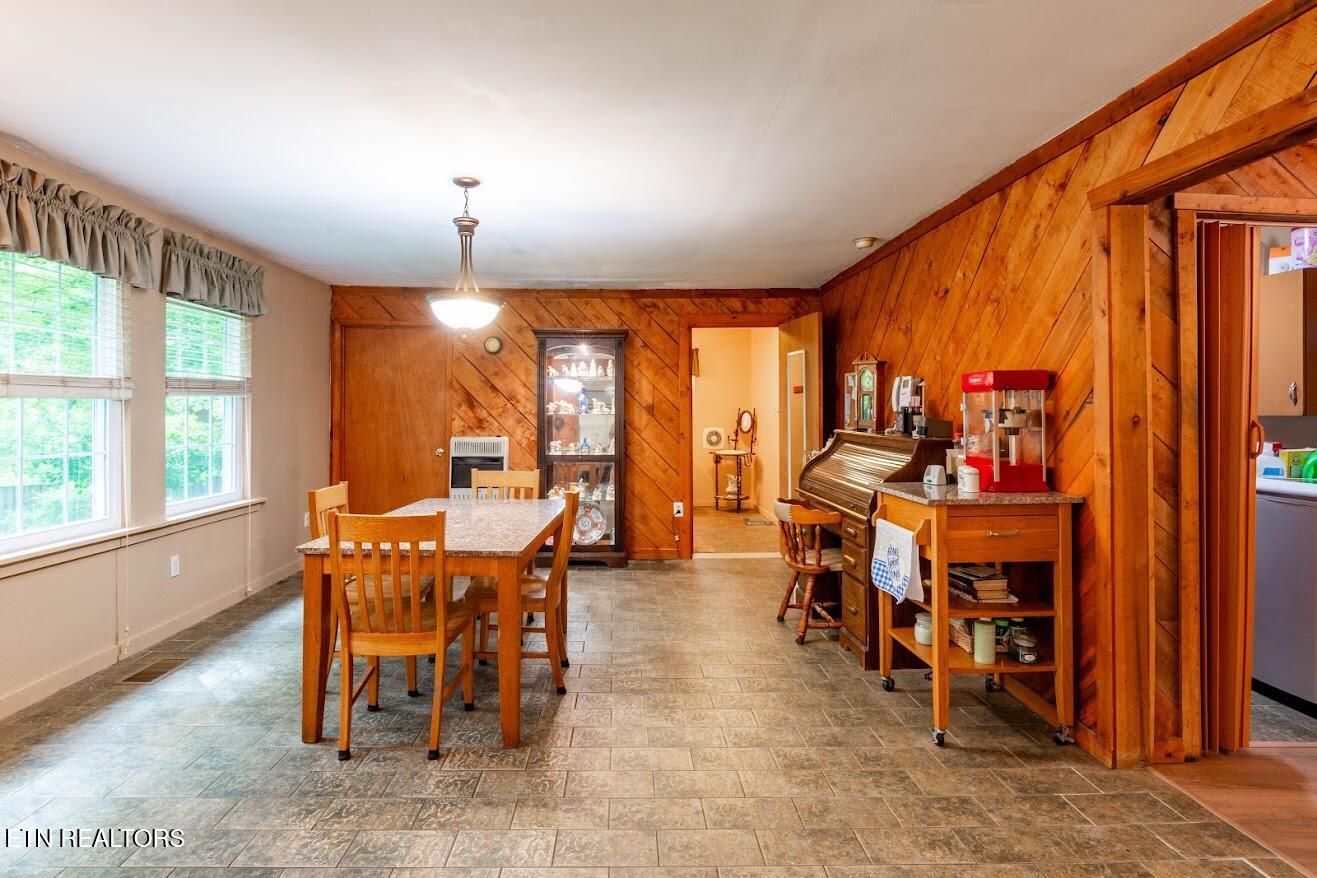 237 Chestnut Ridge Road Spring City TN 37381