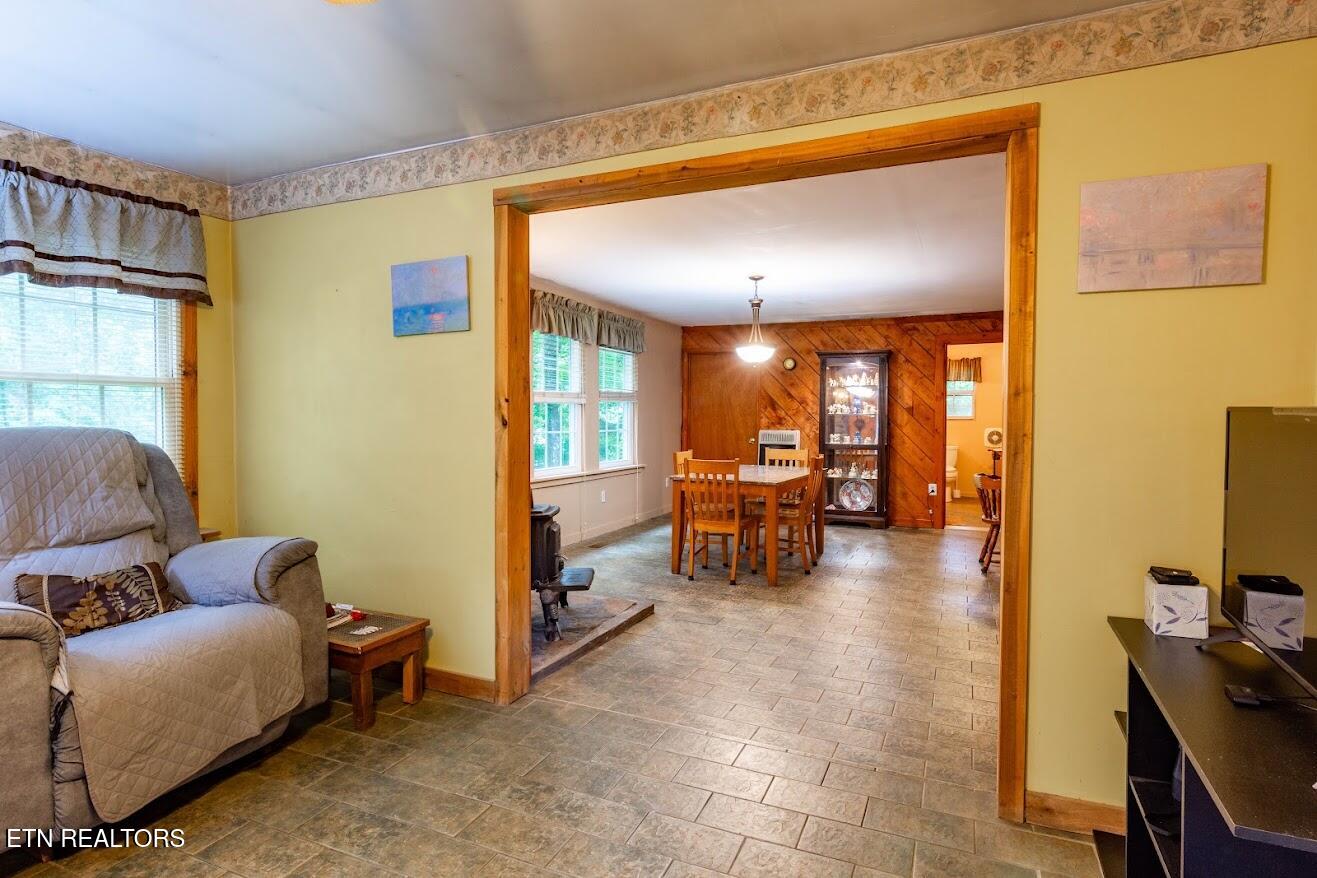237 Chestnut Ridge Road Spring City TN 37381