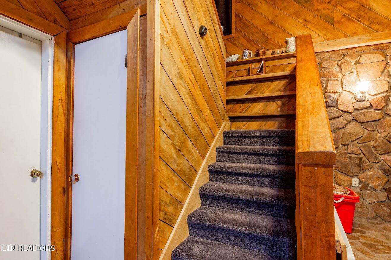 237 Chestnut Ridge Road Spring City TN 37381