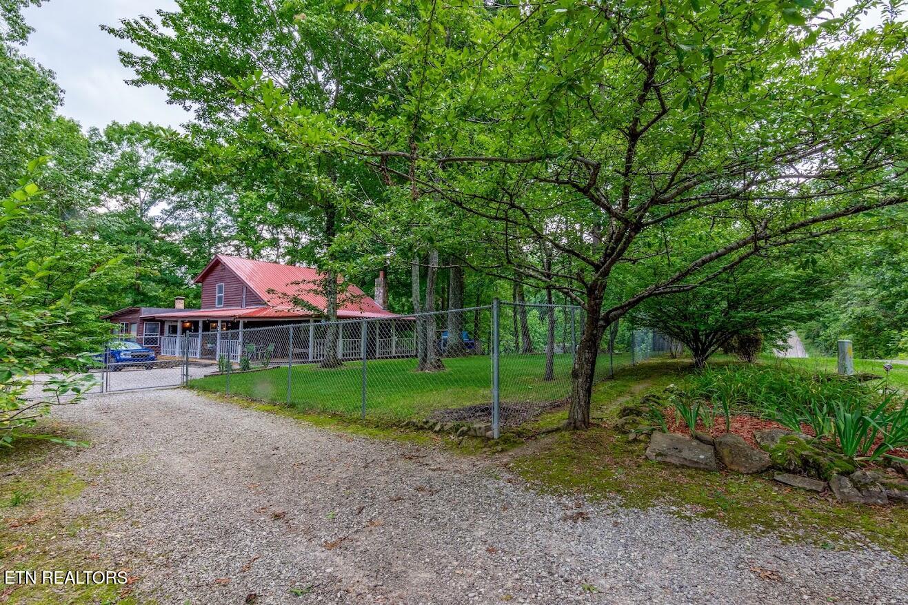 237 Chestnut Ridge Road Spring City TN 37381