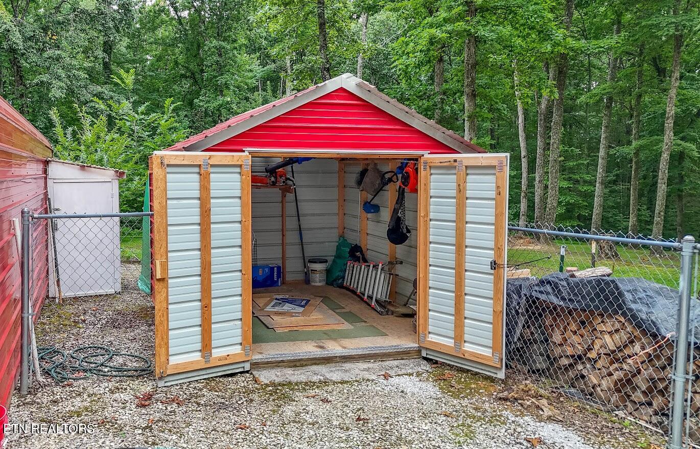 237 Chestnut Ridge Road Spring City TN 37381
