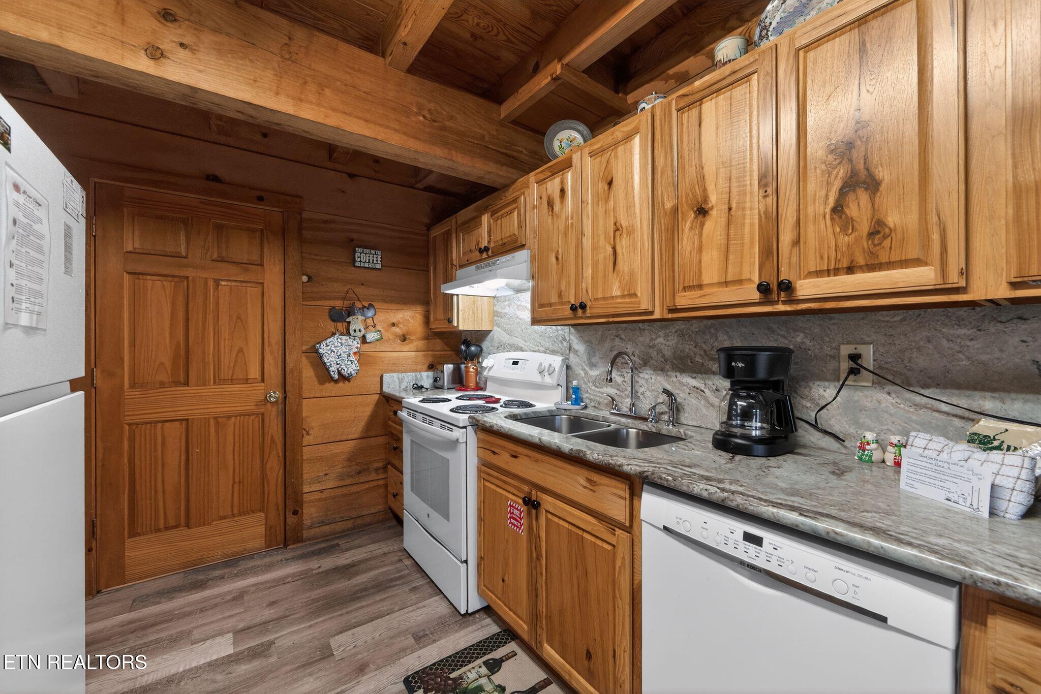 2134 Walnut Court Sevierville TN 37876