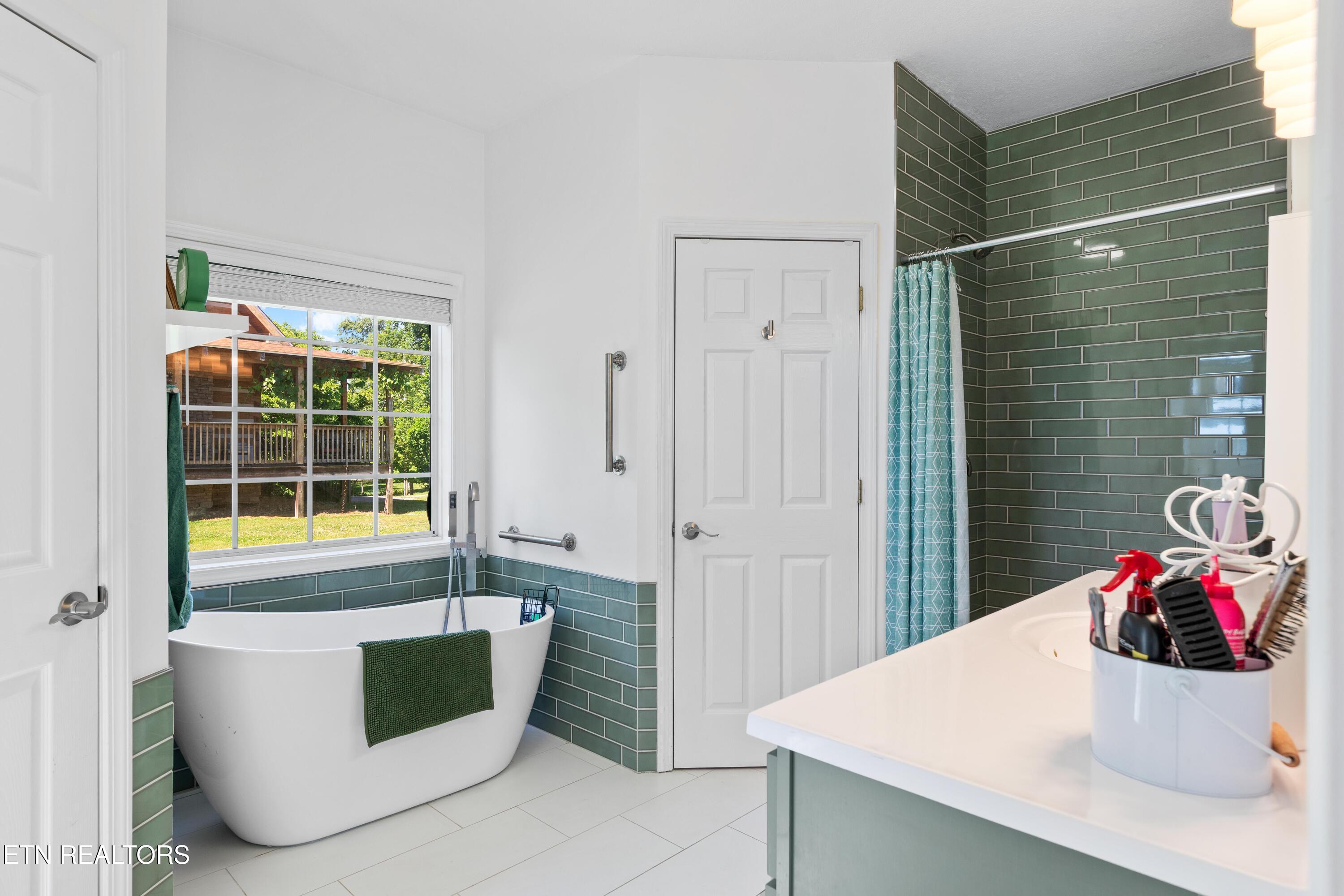 163 Foxglen Lane Andersonville TN 37705