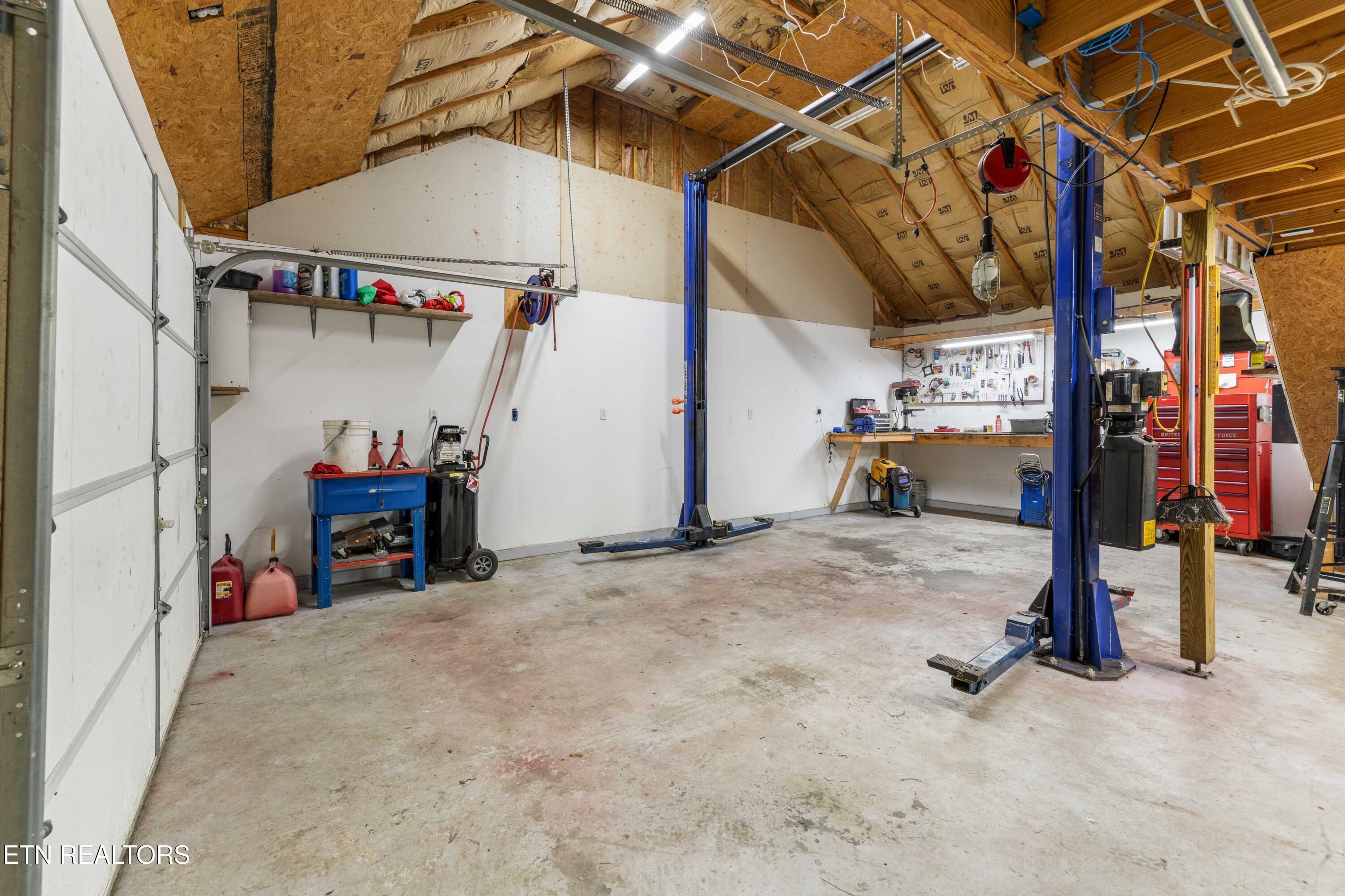 163 Foxglen Lane Andersonville TN 37705