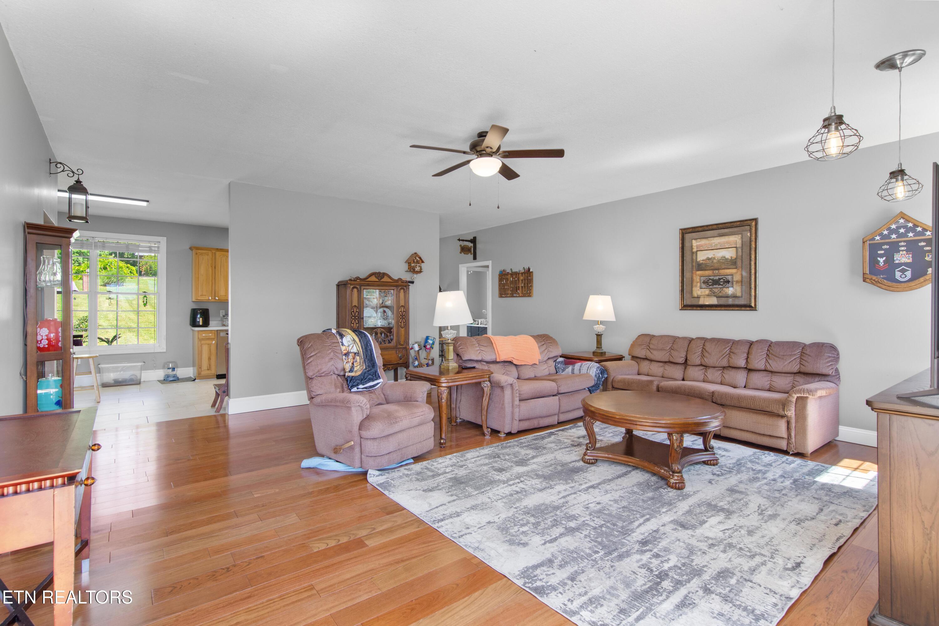 163 Foxglen Lane Andersonville TN 37705