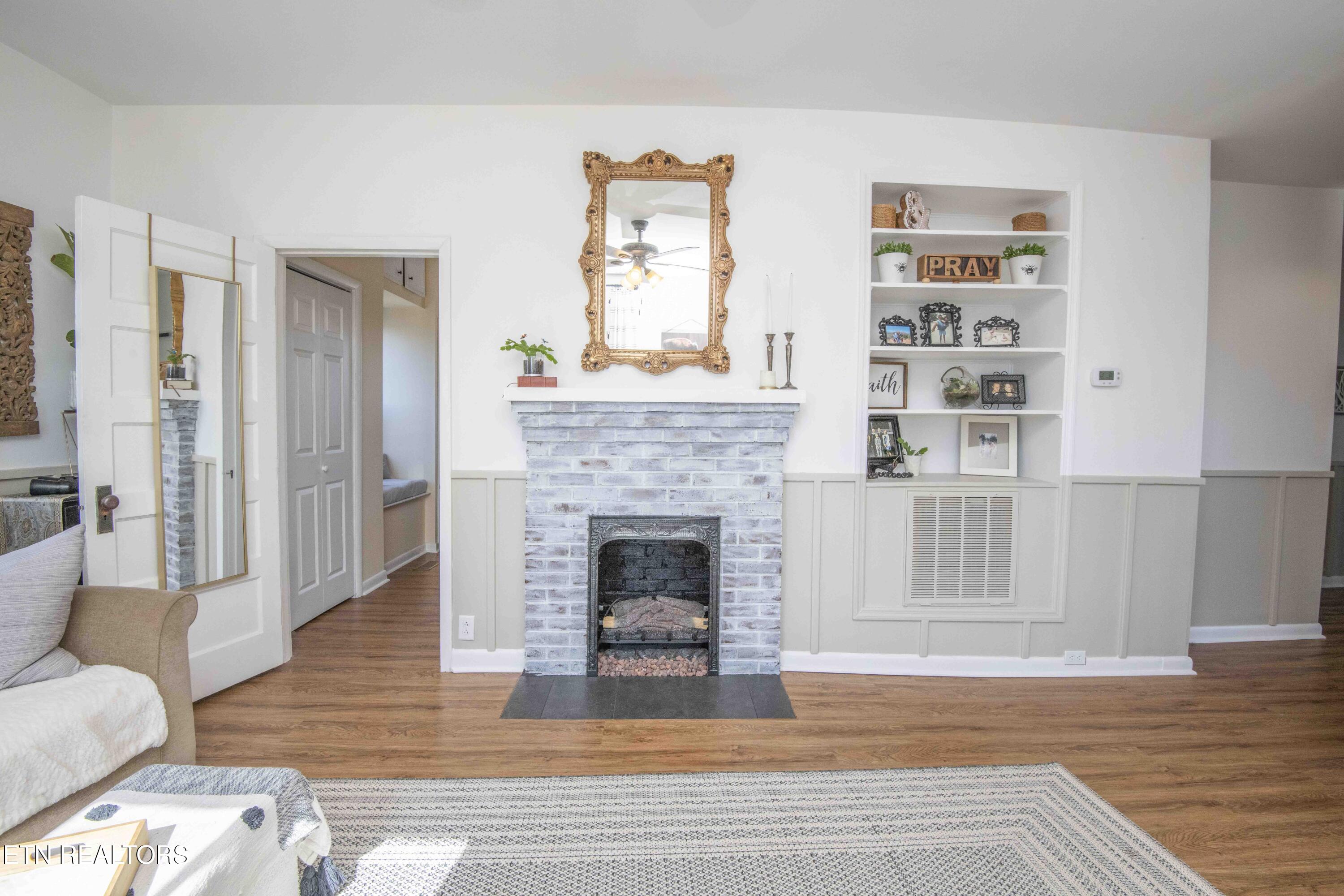 400 Maple Street Clinton TN 37716