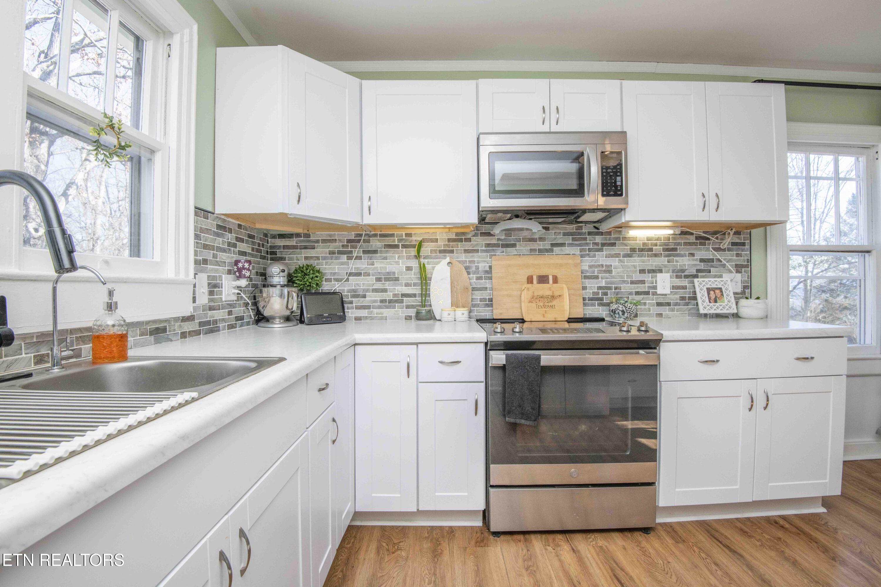 400 Maple Street Clinton TN 37716