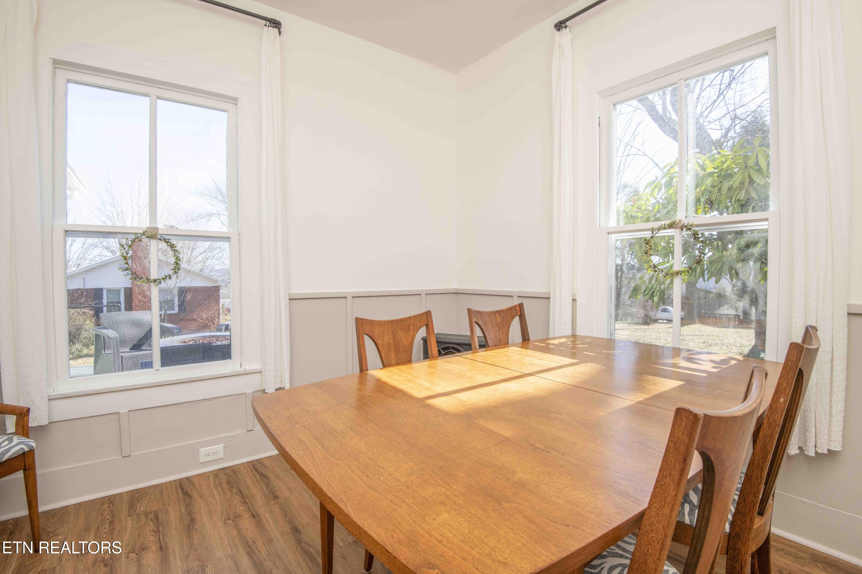 400 Maple Street Clinton TN 37716