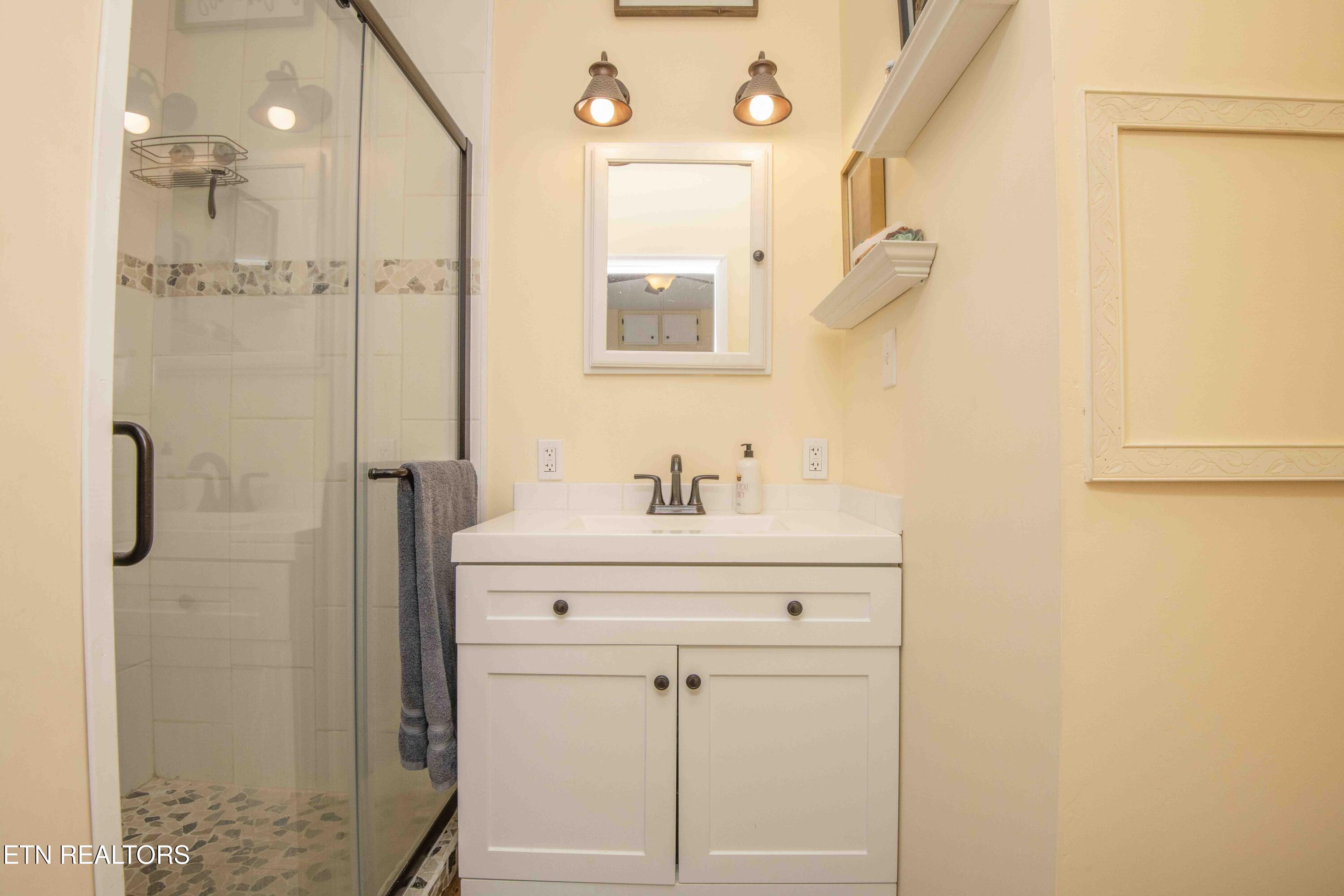 400 Maple Street Clinton TN 37716