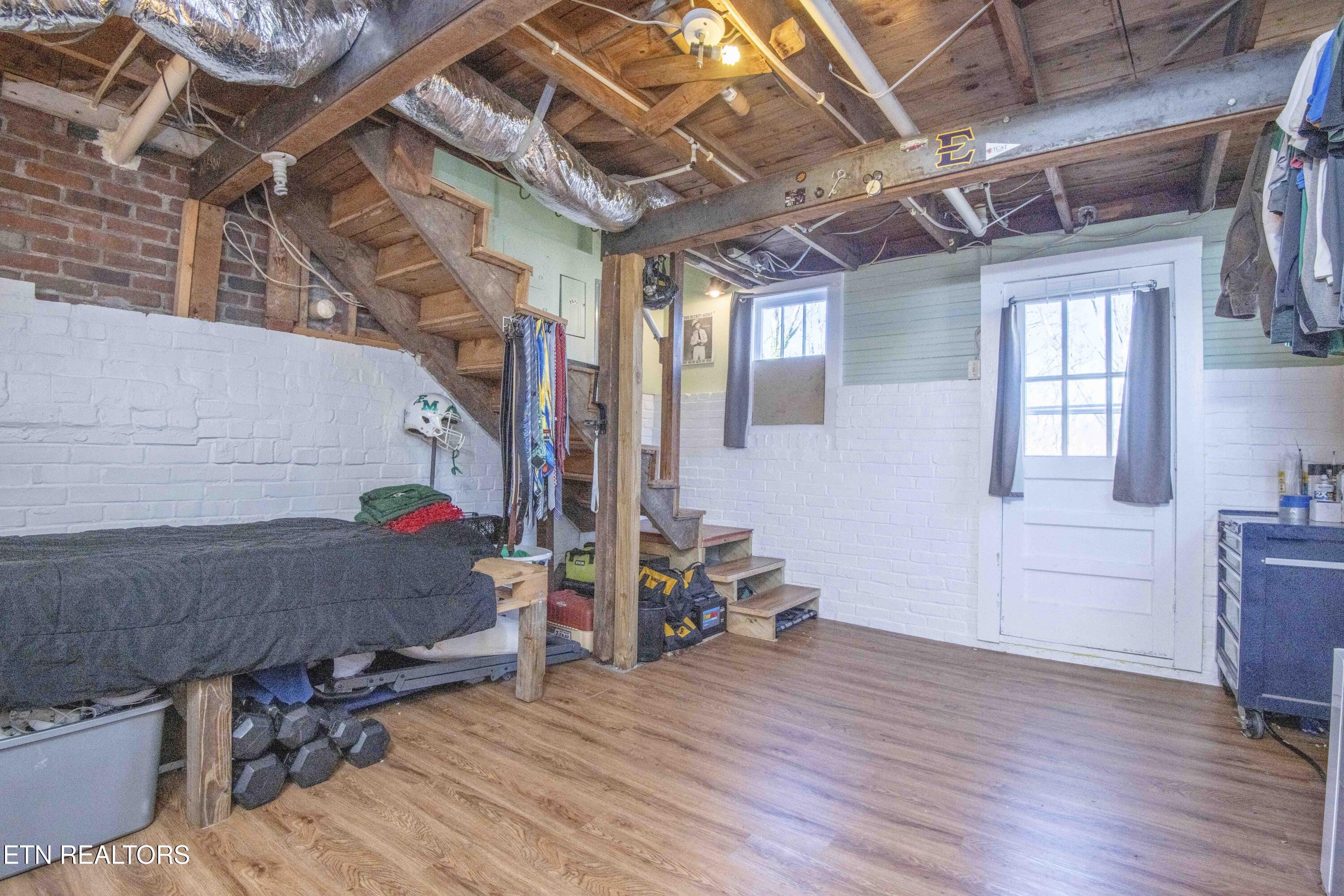 400 Maple Street Clinton TN 37716