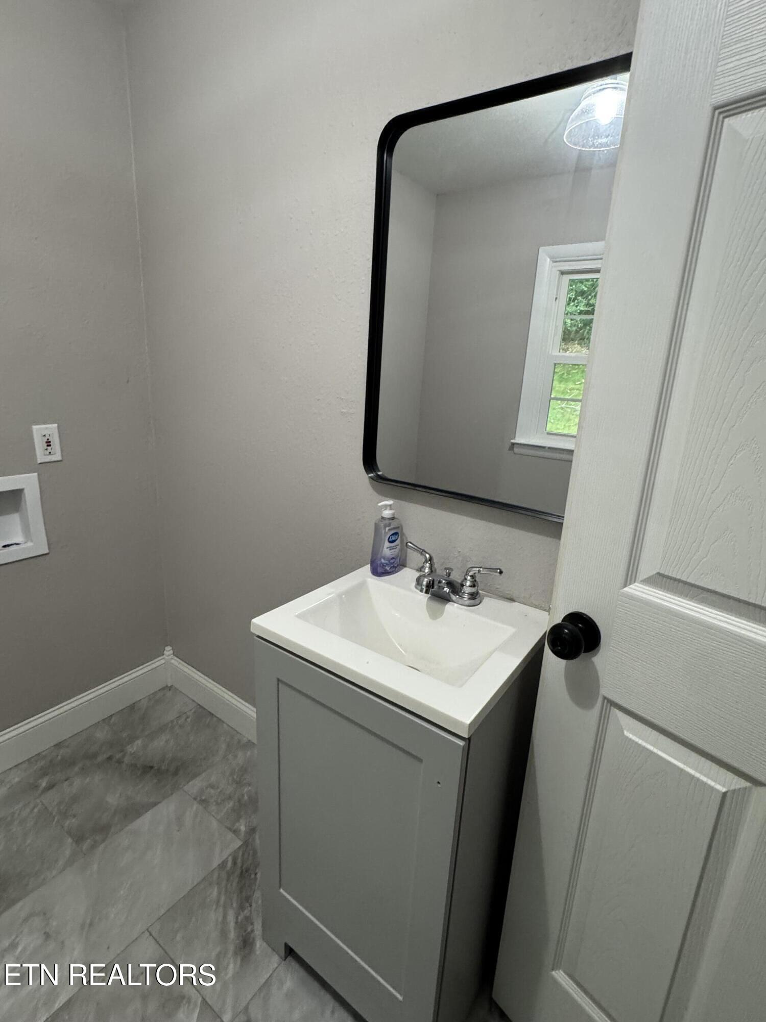 115 Red Oak Lane New Tazewell TN 37825