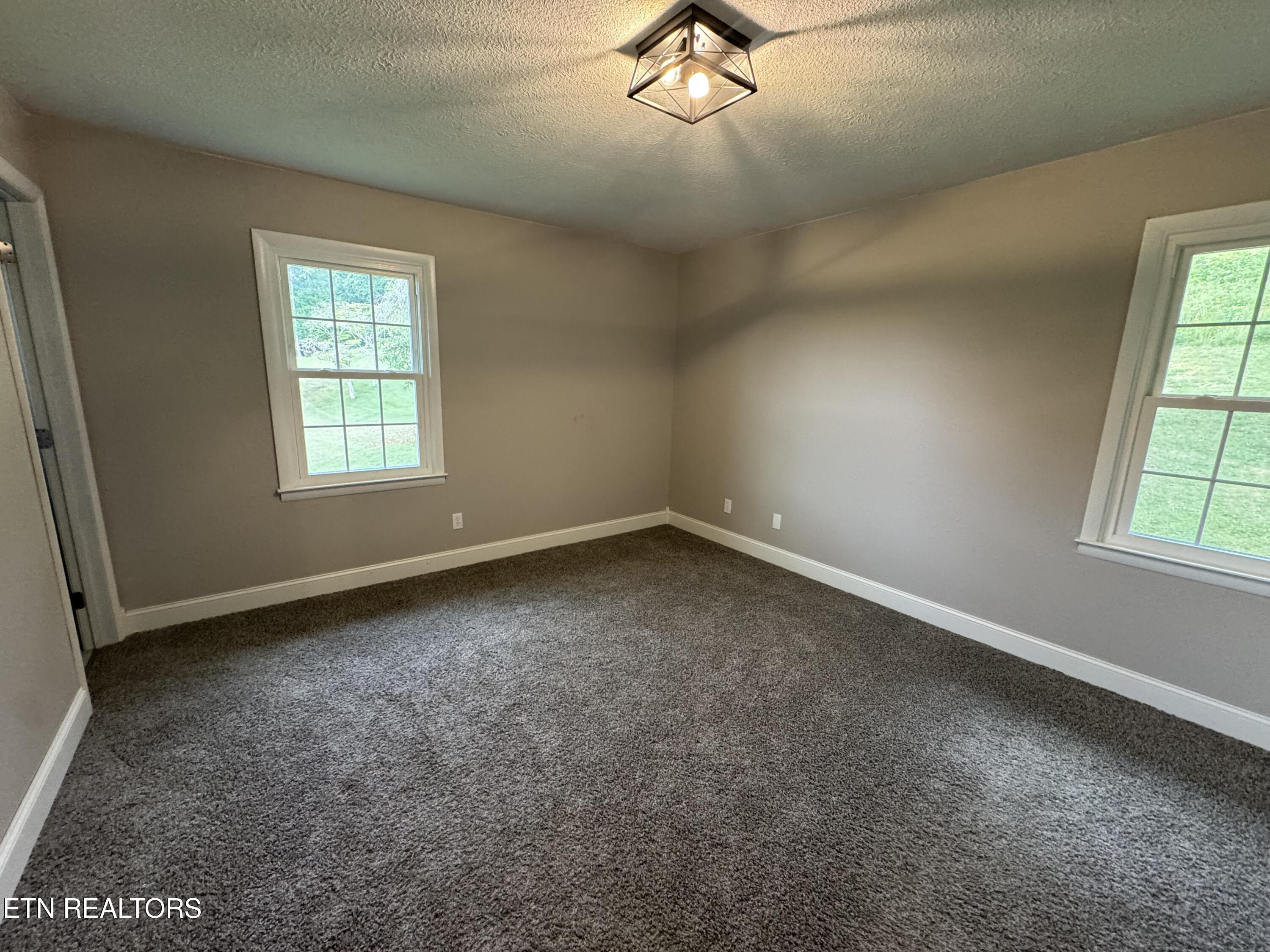 115 Red Oak Lane New Tazewell TN 37825