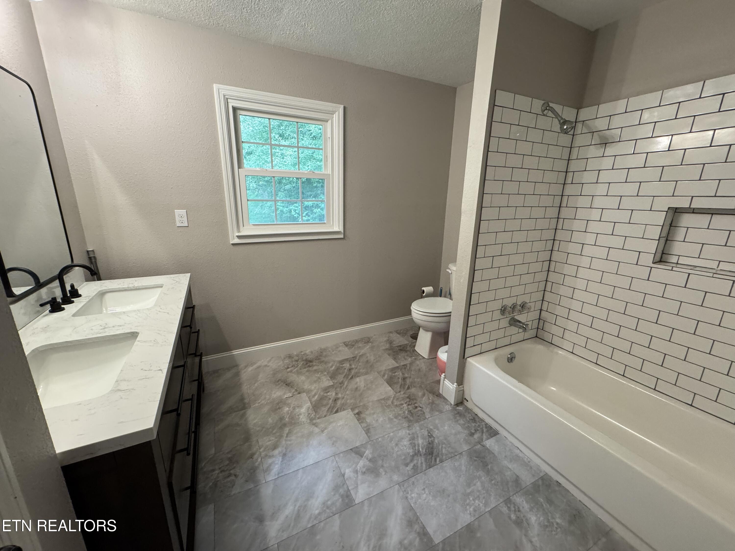 115 Red Oak Lane New Tazewell TN 37825